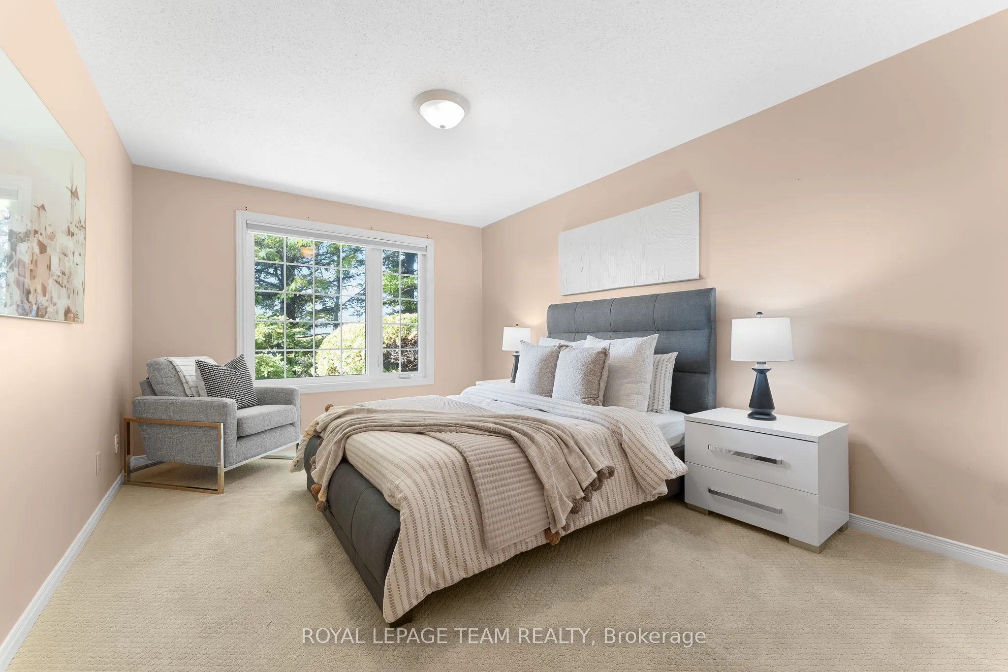16 Oyster Bay Court, #48