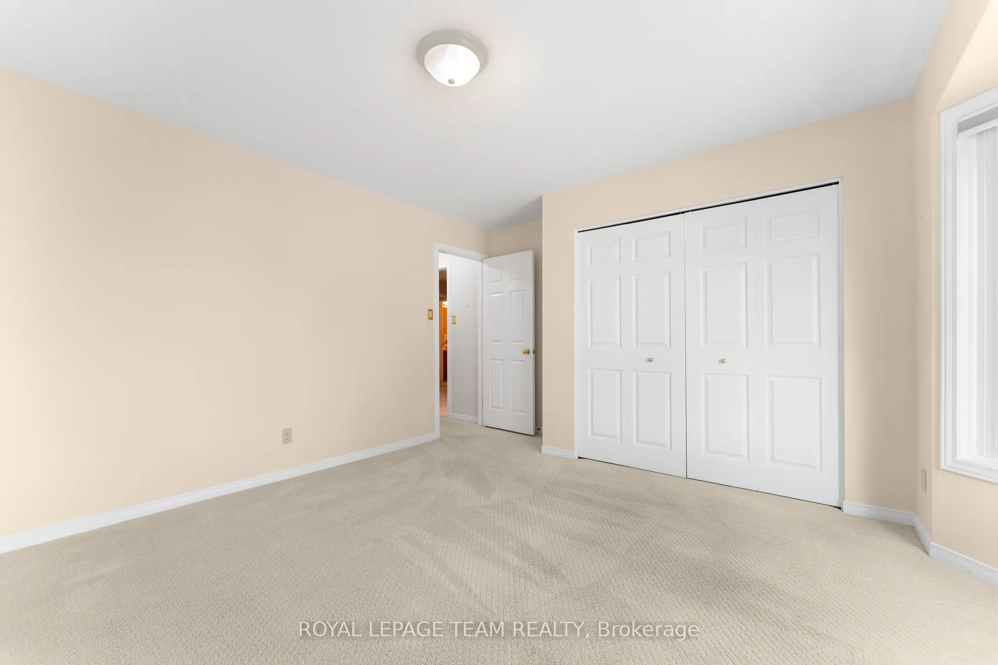 16 Oyster Bay Court, #48