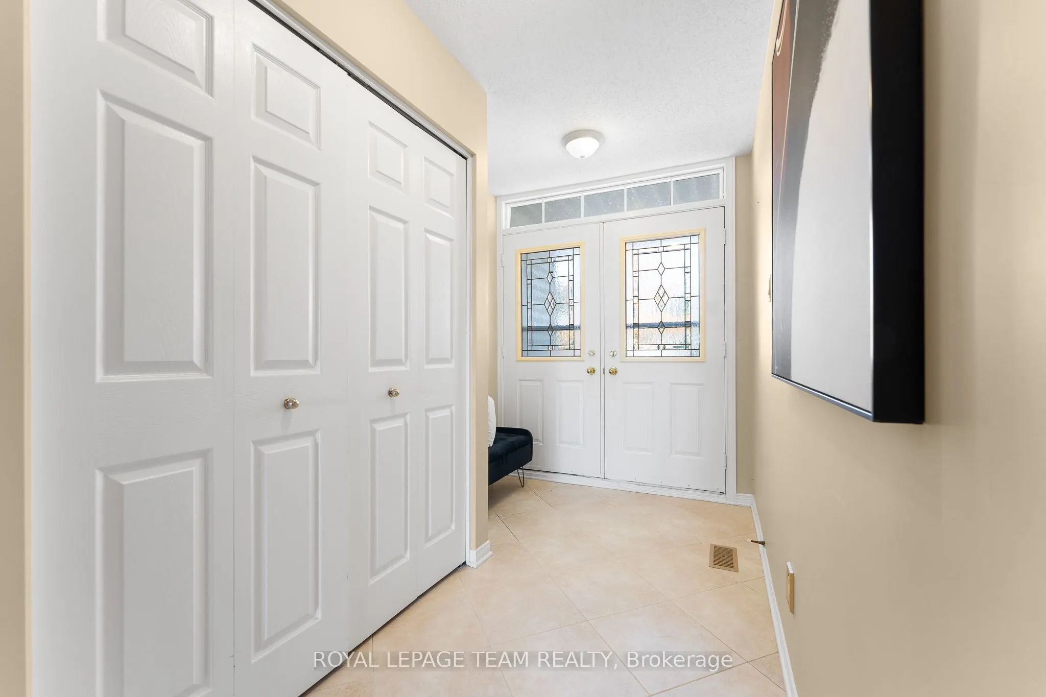 16 Oyster Bay Court, #48