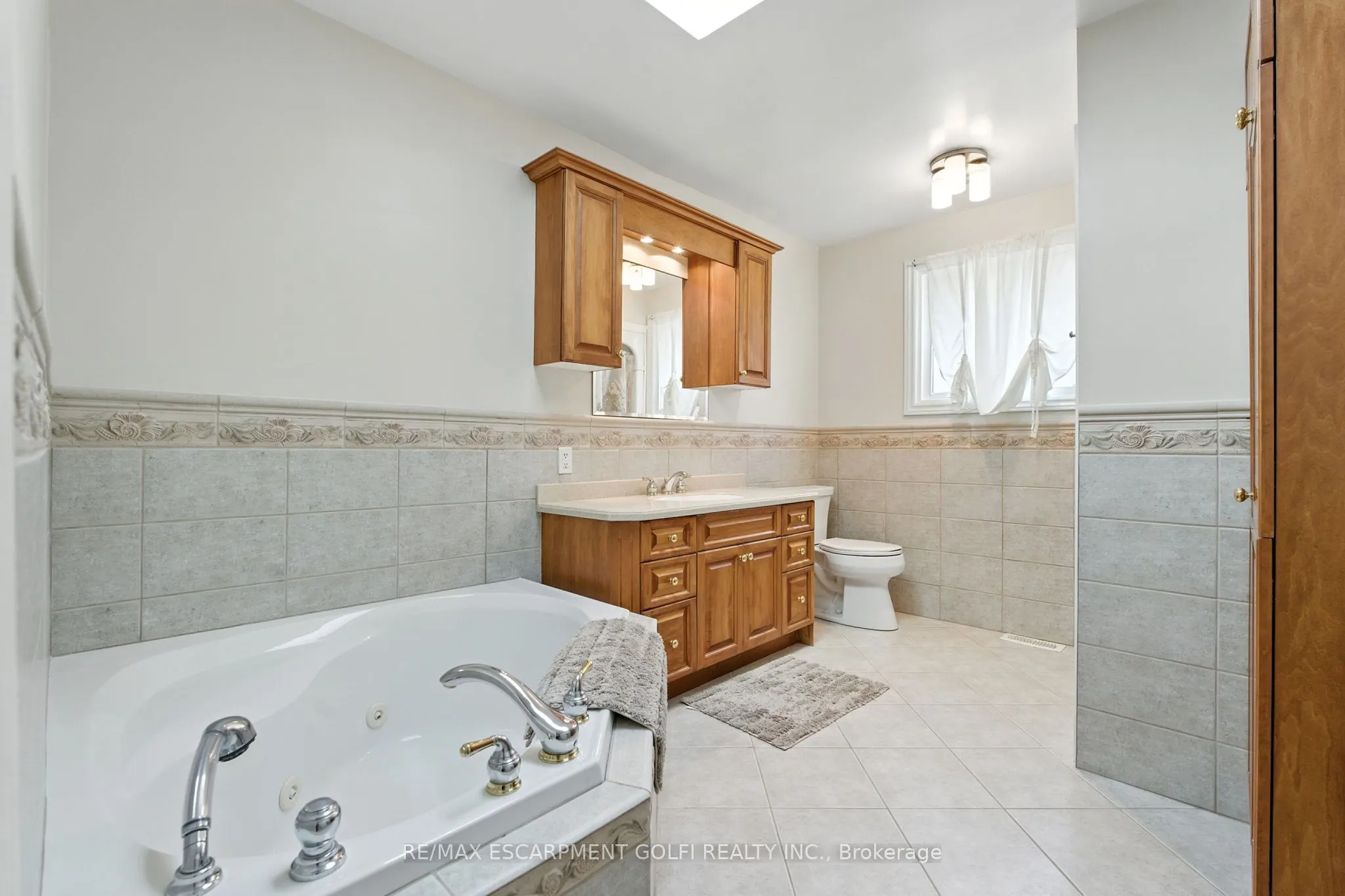 7022 York Drive