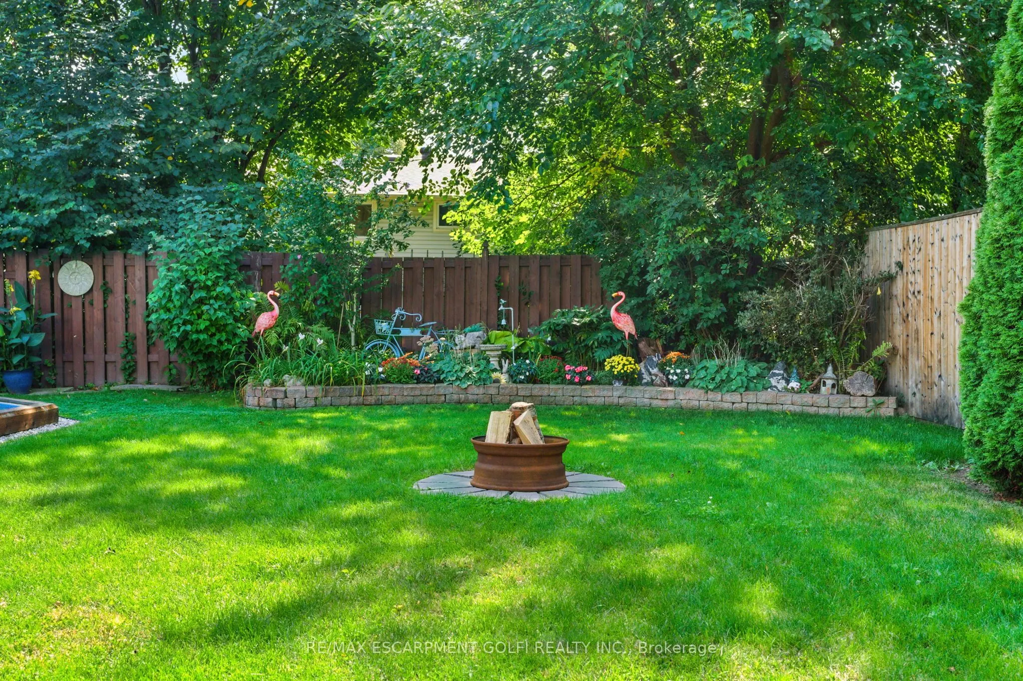 7022 York Drive