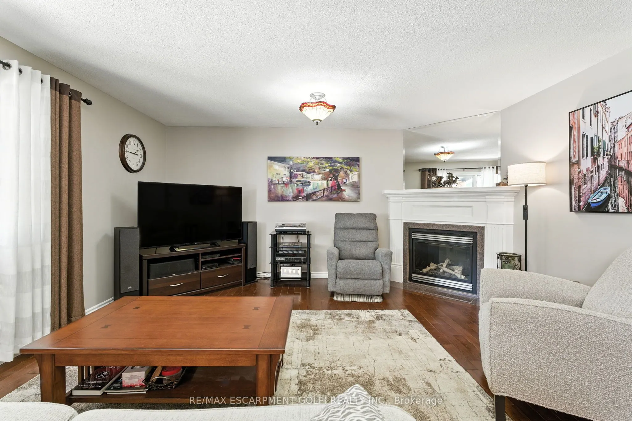 7022 York Drive