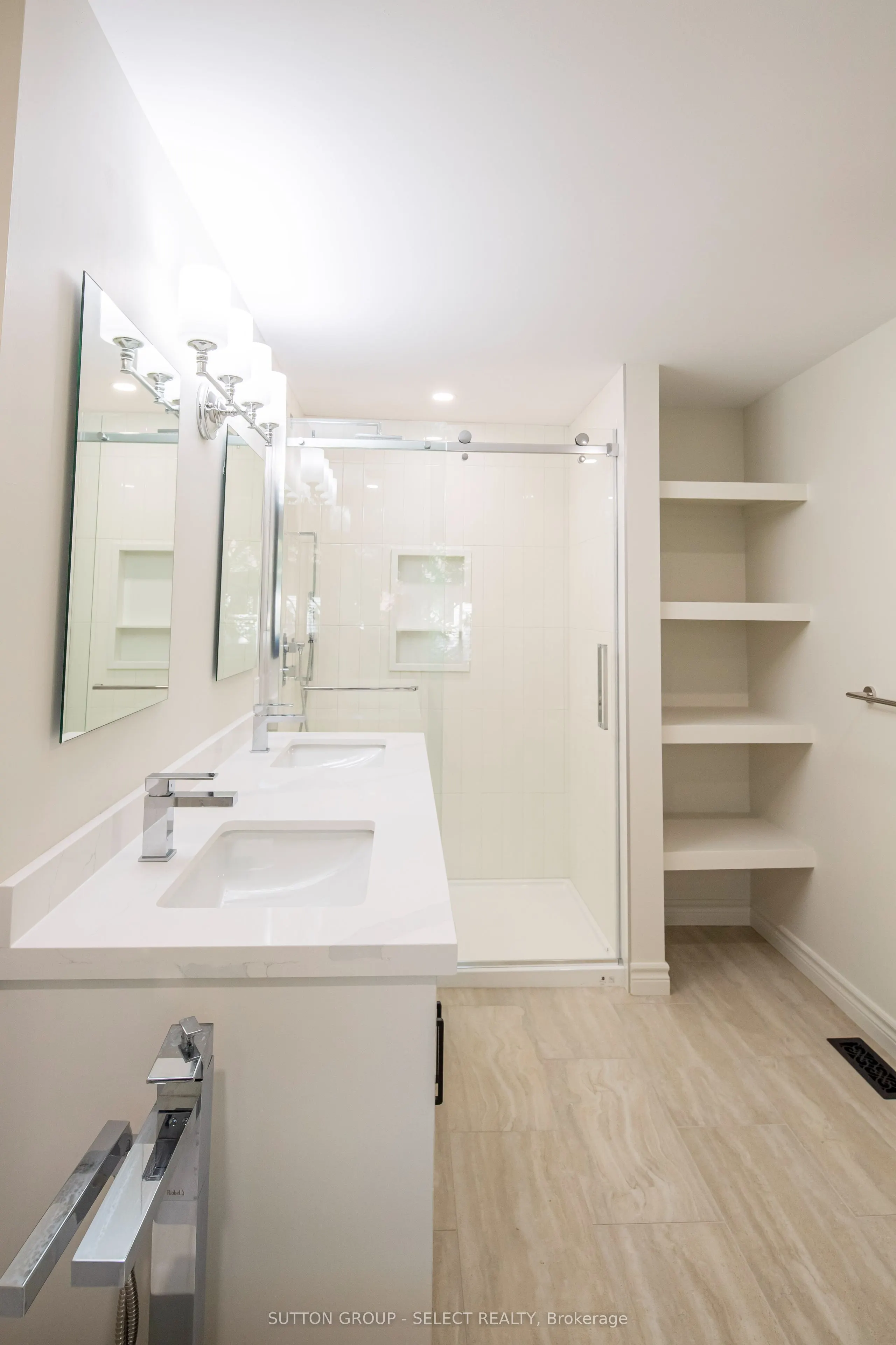 70 Sunnyside Drive, #3