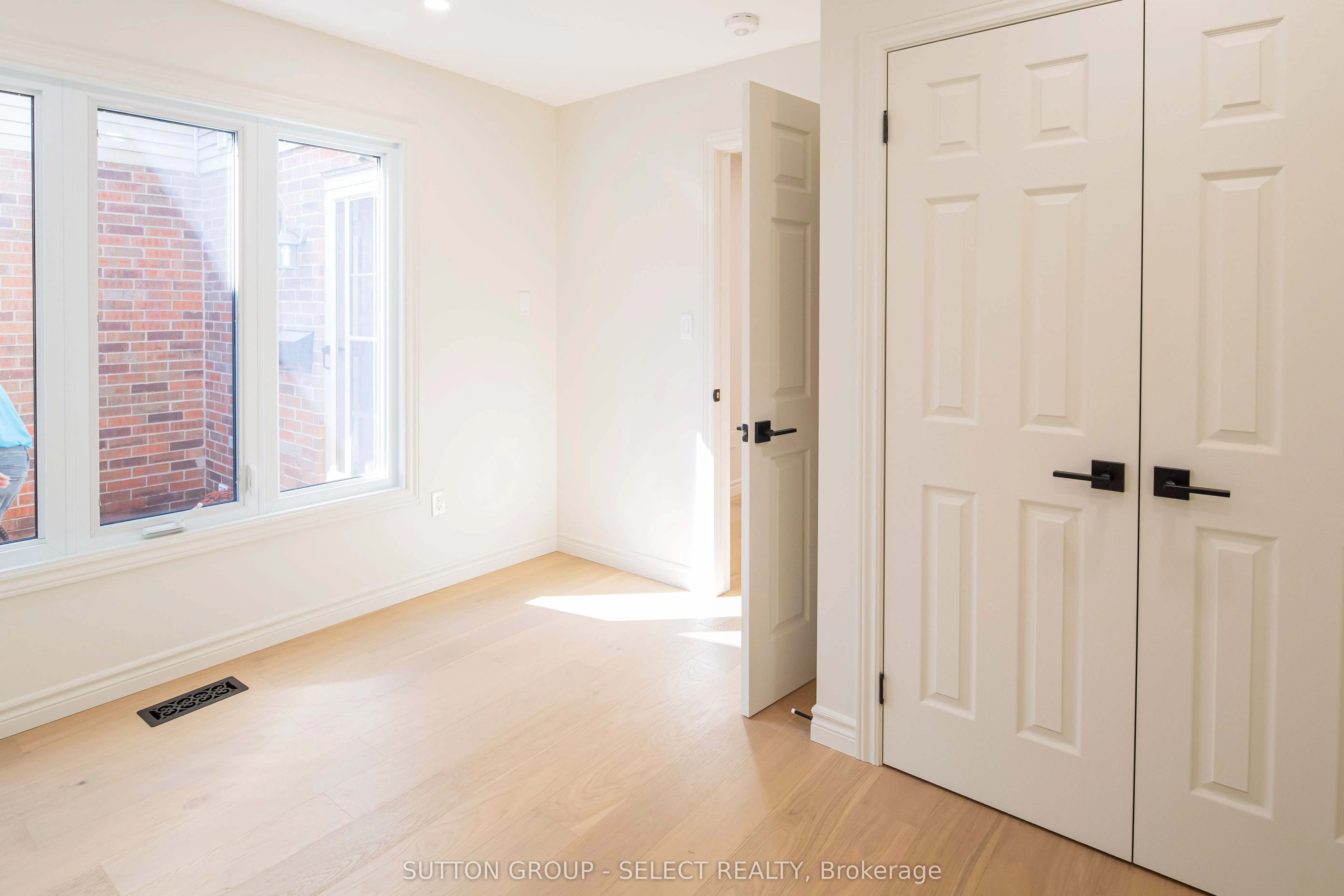 70 Sunnyside Drive, #3