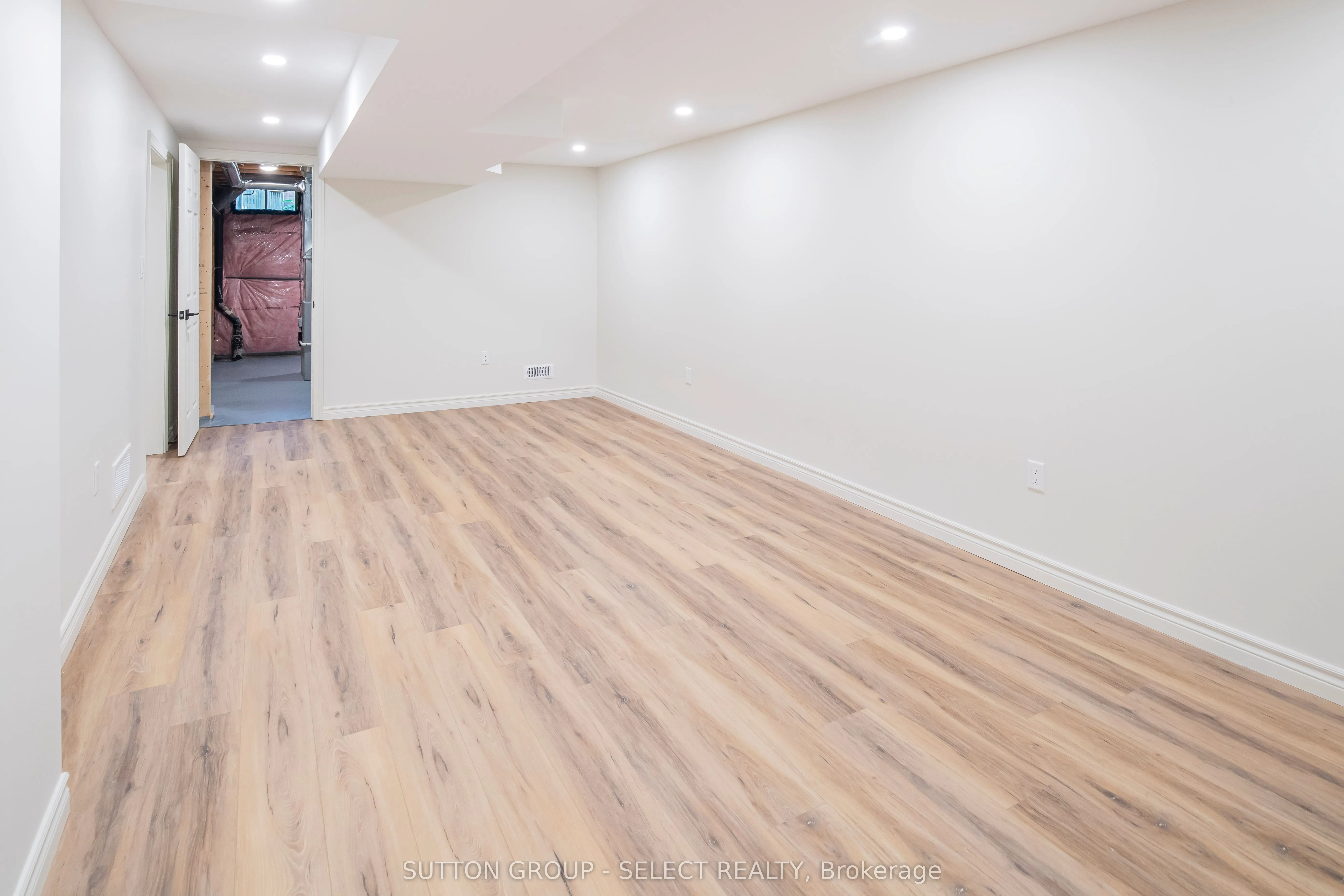 70 Sunnyside Drive, #3