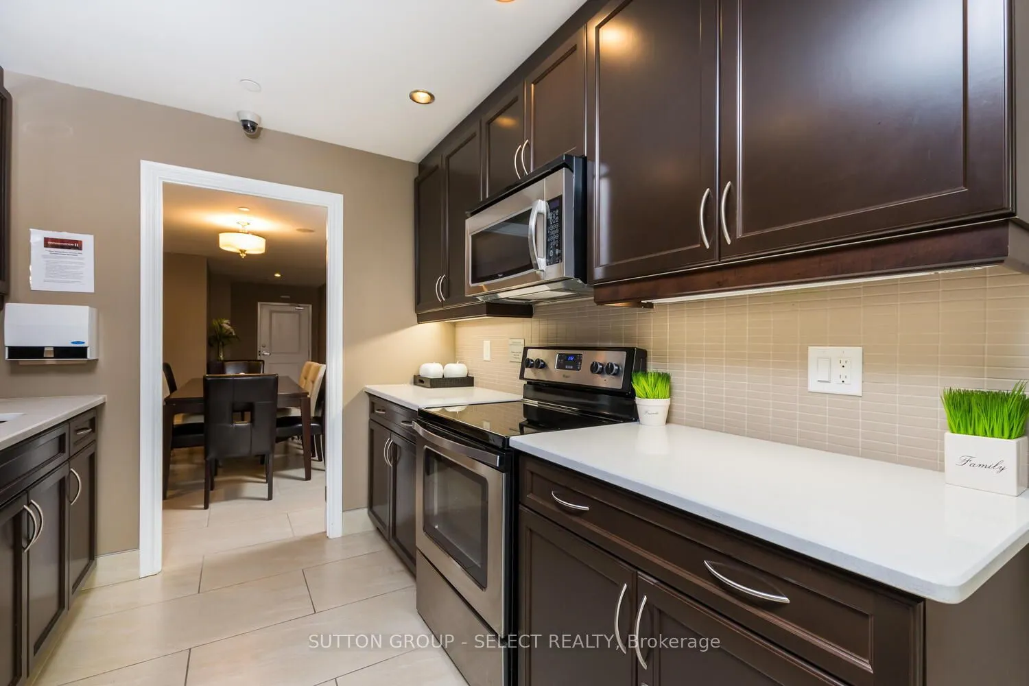 330 Ridout Street N, #1110