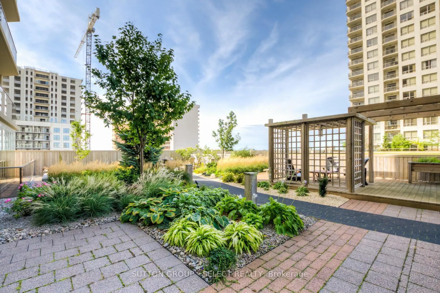 330 Ridout Street N, #1110
