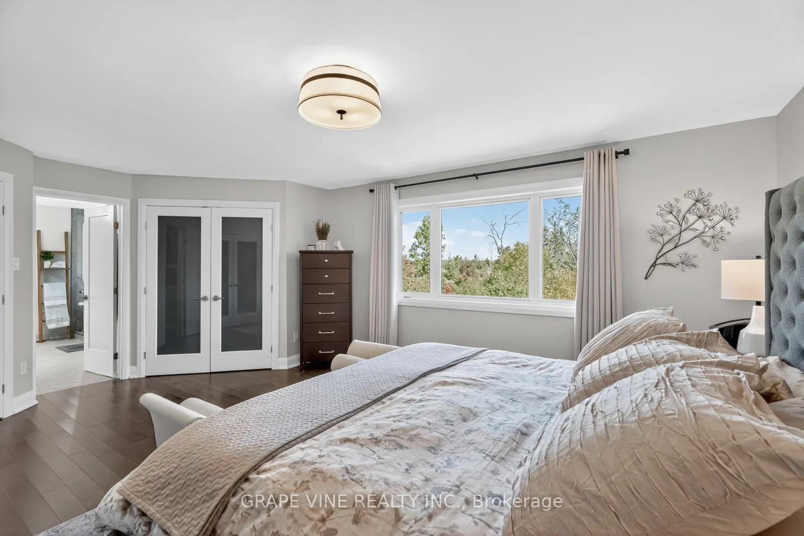 114 Kimpton Drive