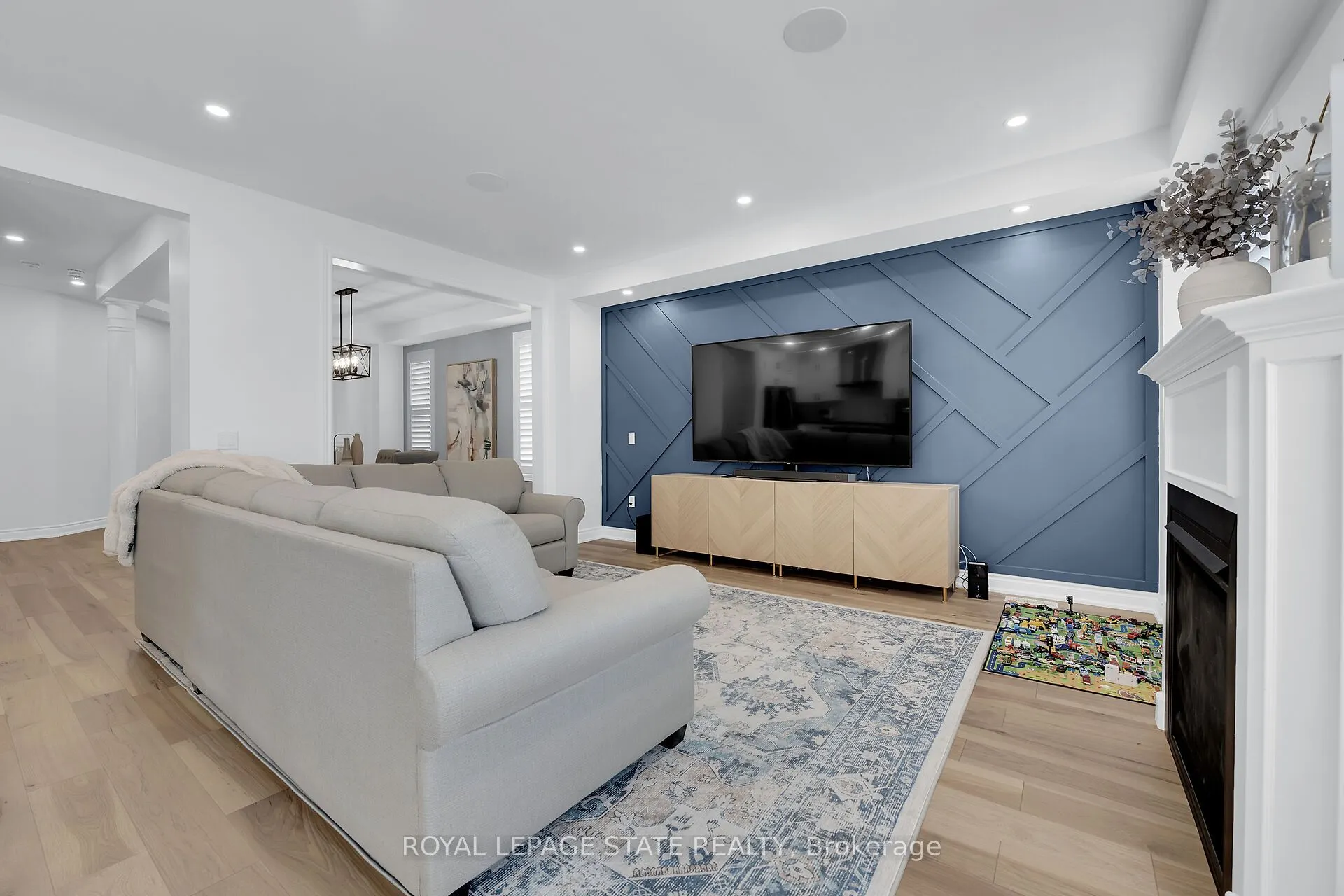 78 Chaumont Drive