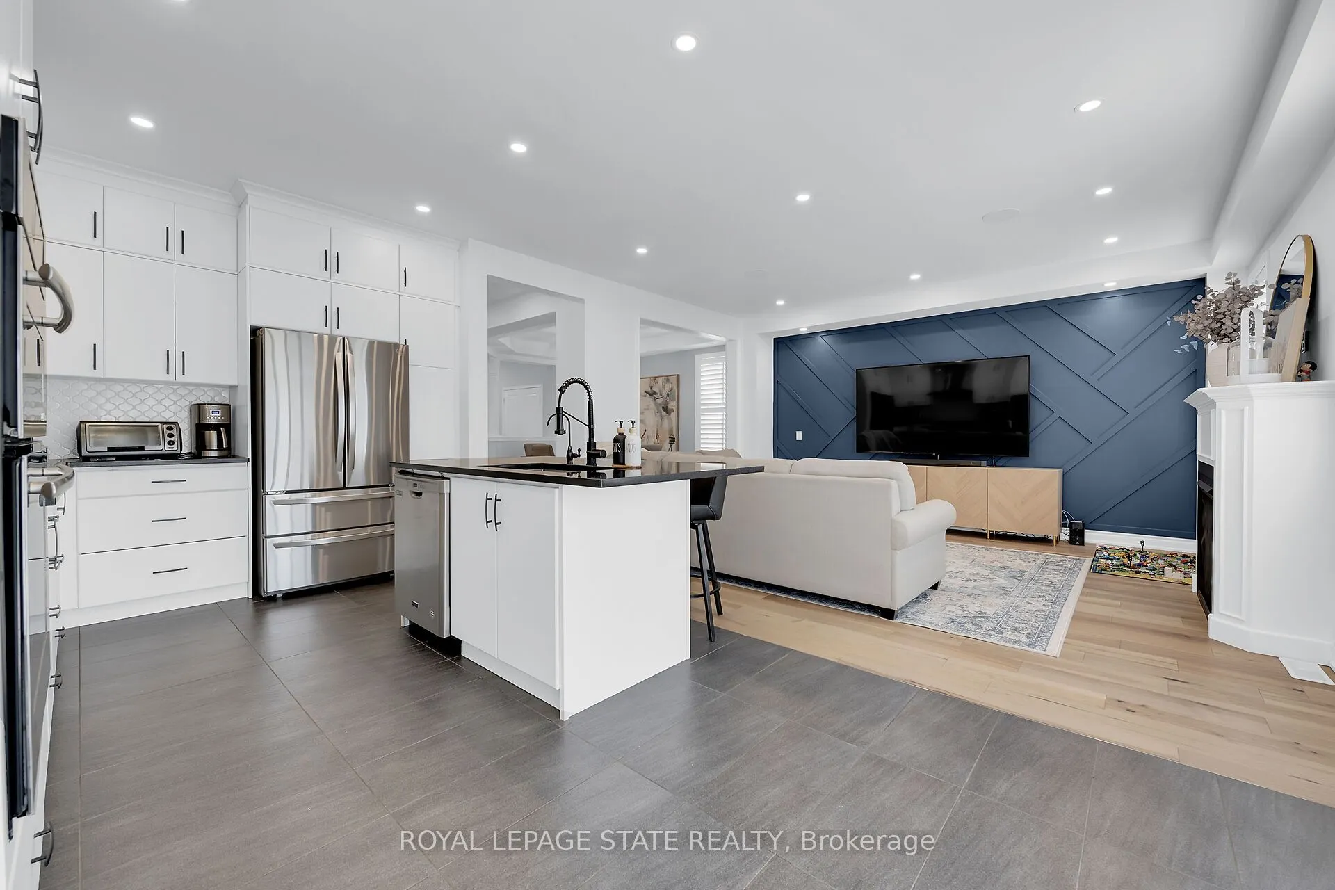 78 Chaumont Drive