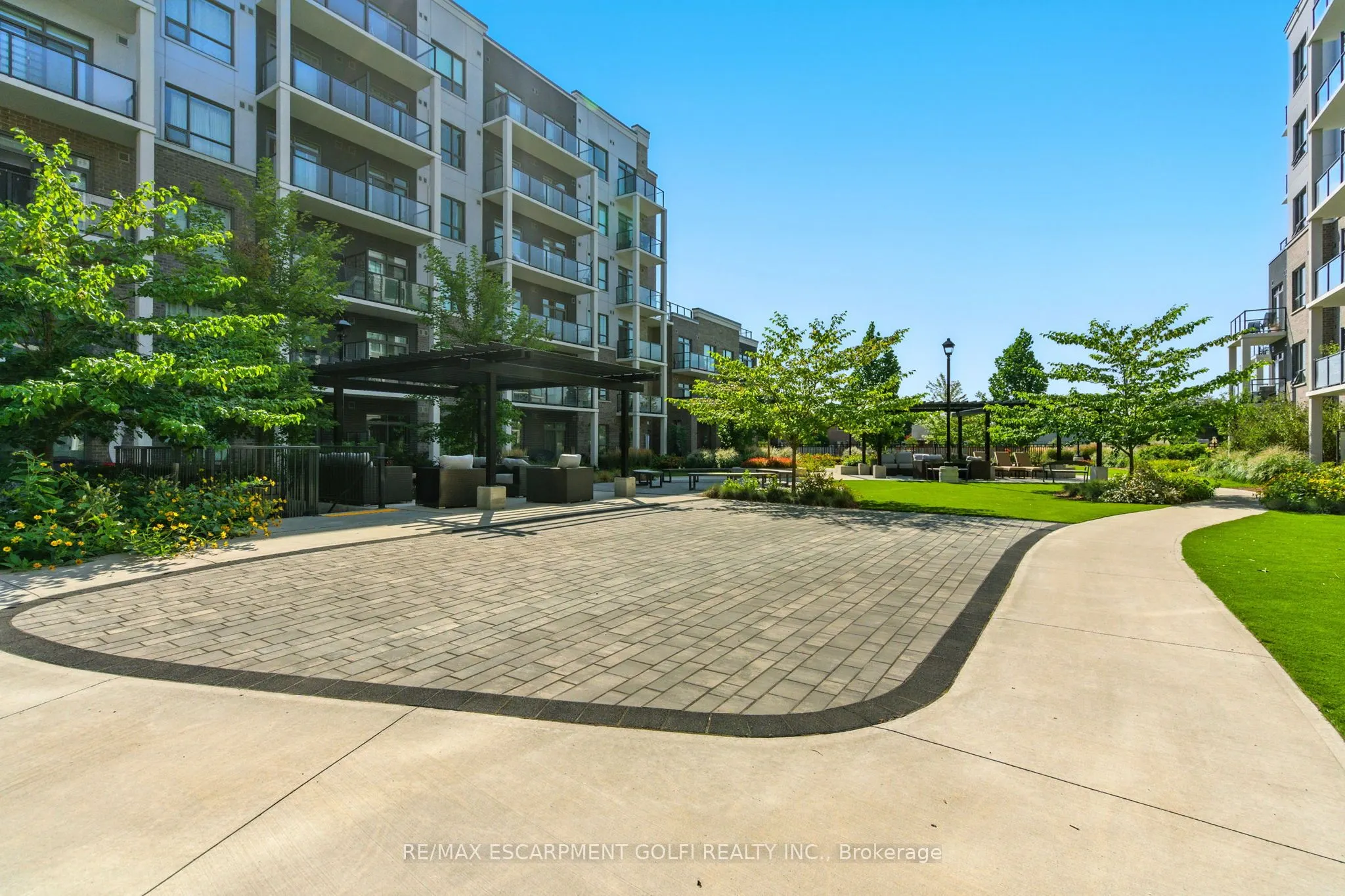 5055 GREENLANE Road, #405