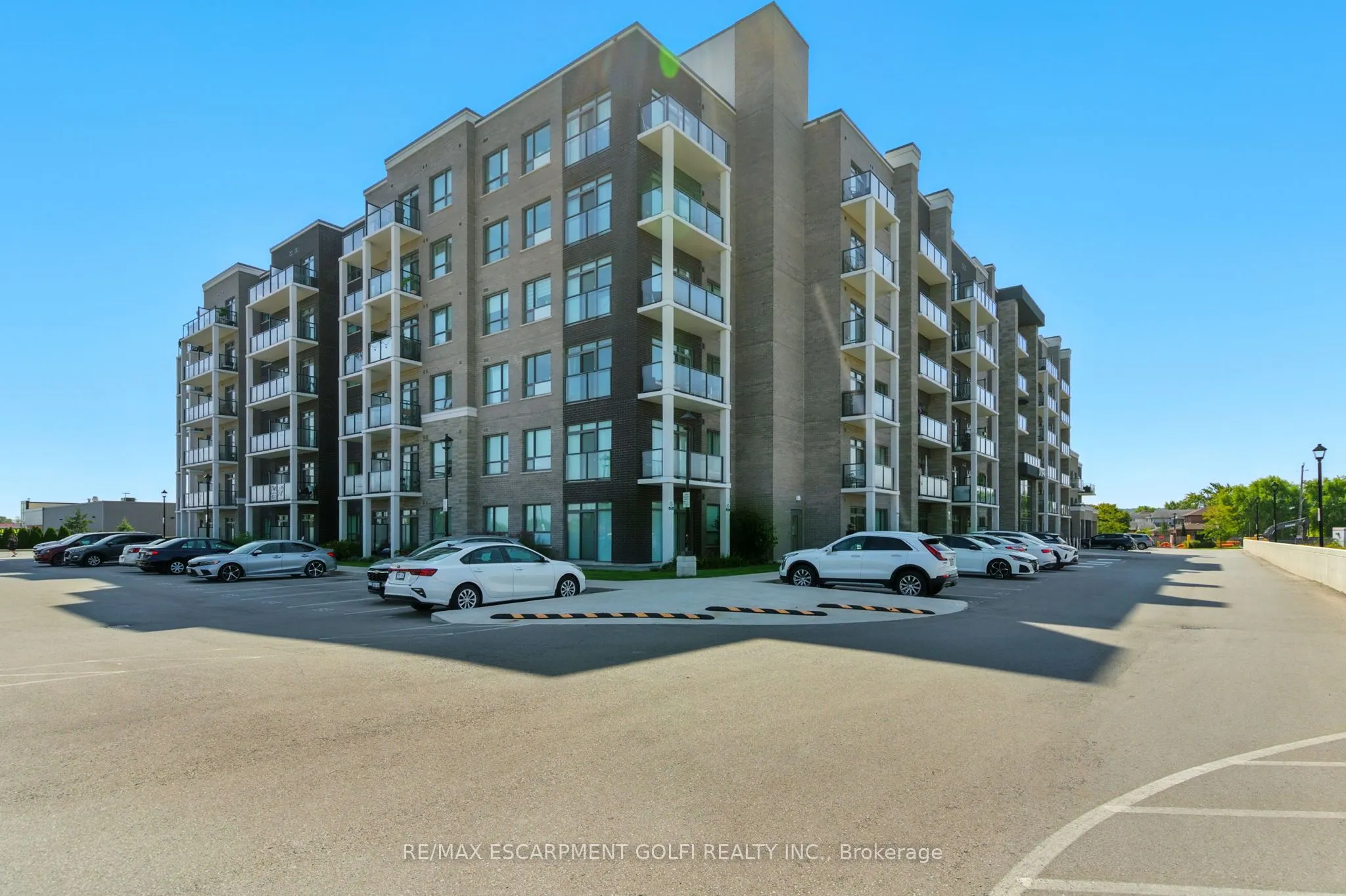 5055 GREENLANE Road, #405