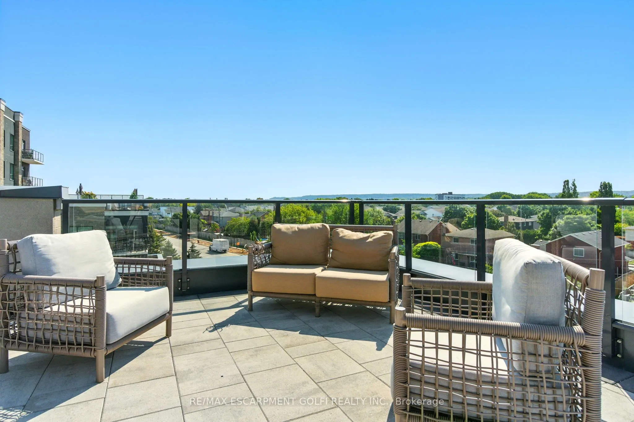 5055 GREENLANE Road, #405