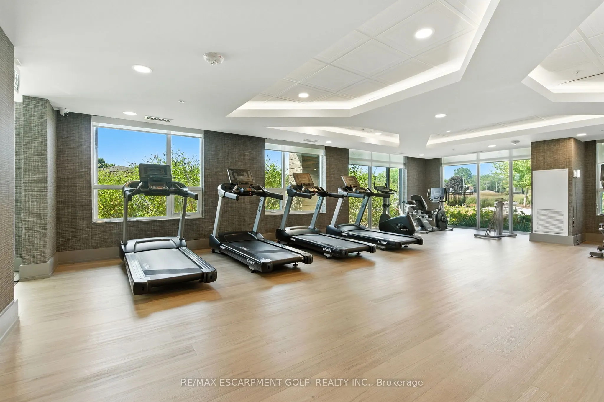 5055 GREENLANE Road, #405