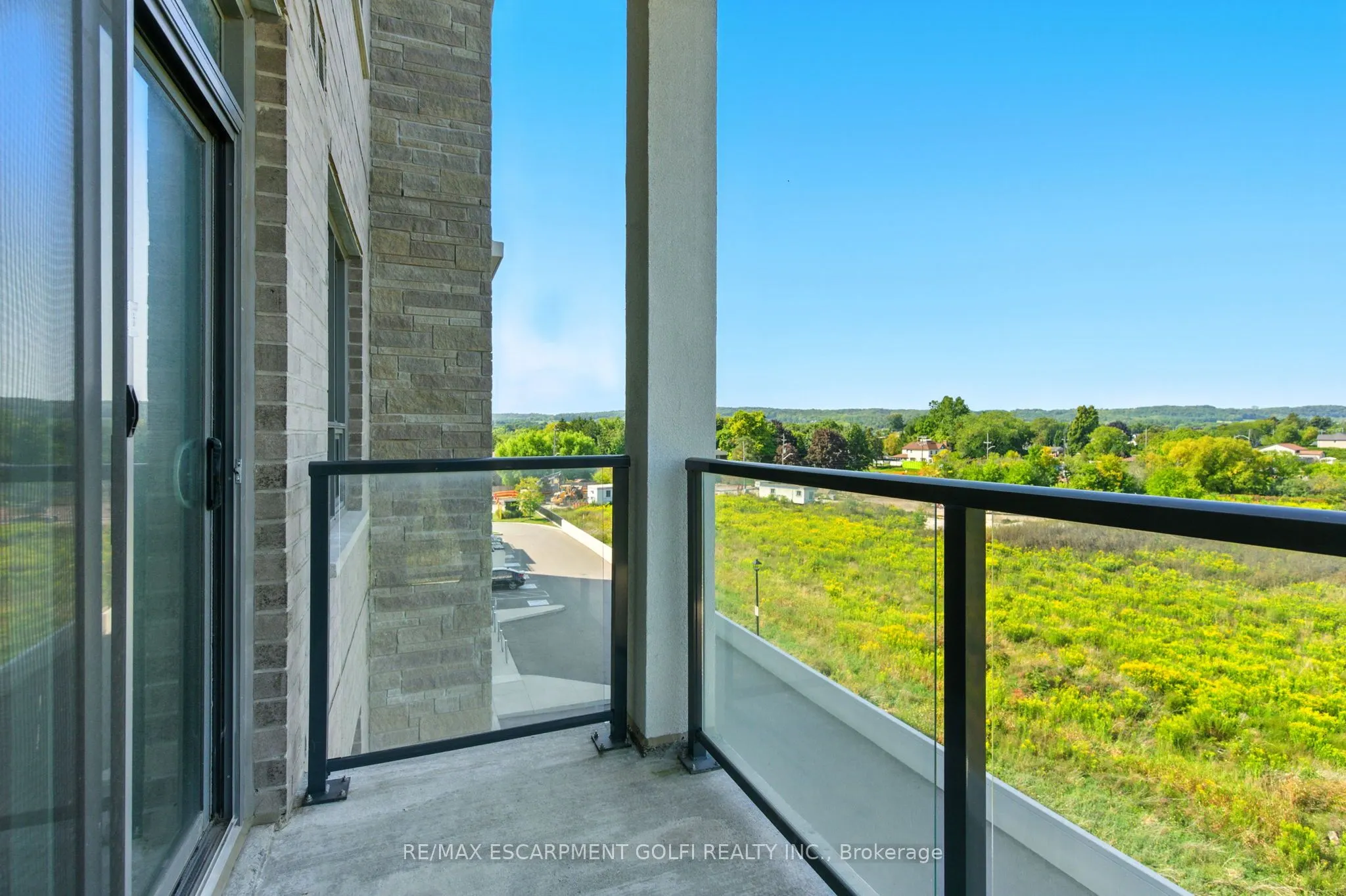 5055 GREENLANE Road, #405