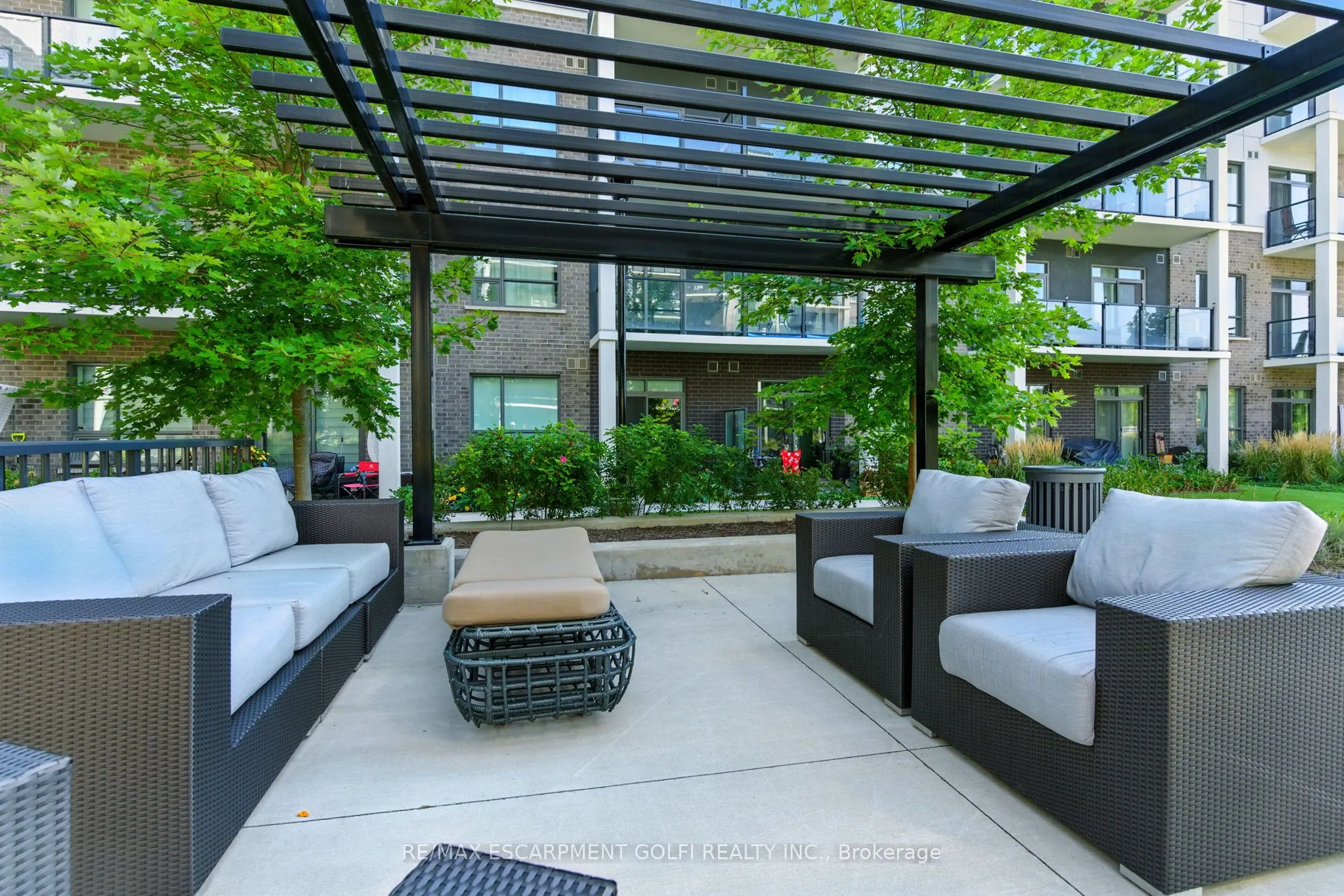 5055 GREENLANE Road, #405
