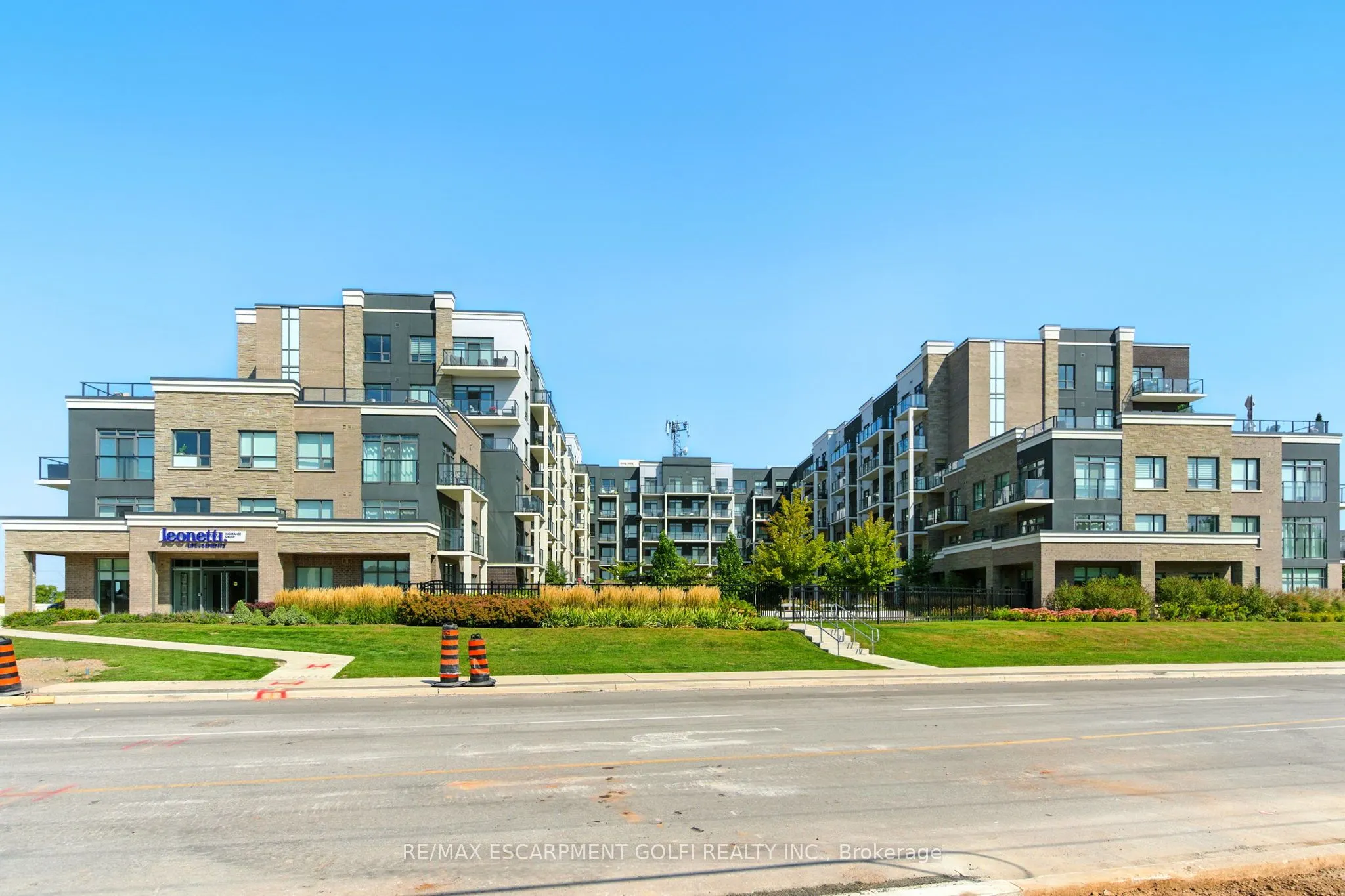 5055 GREENLANE Road, #405