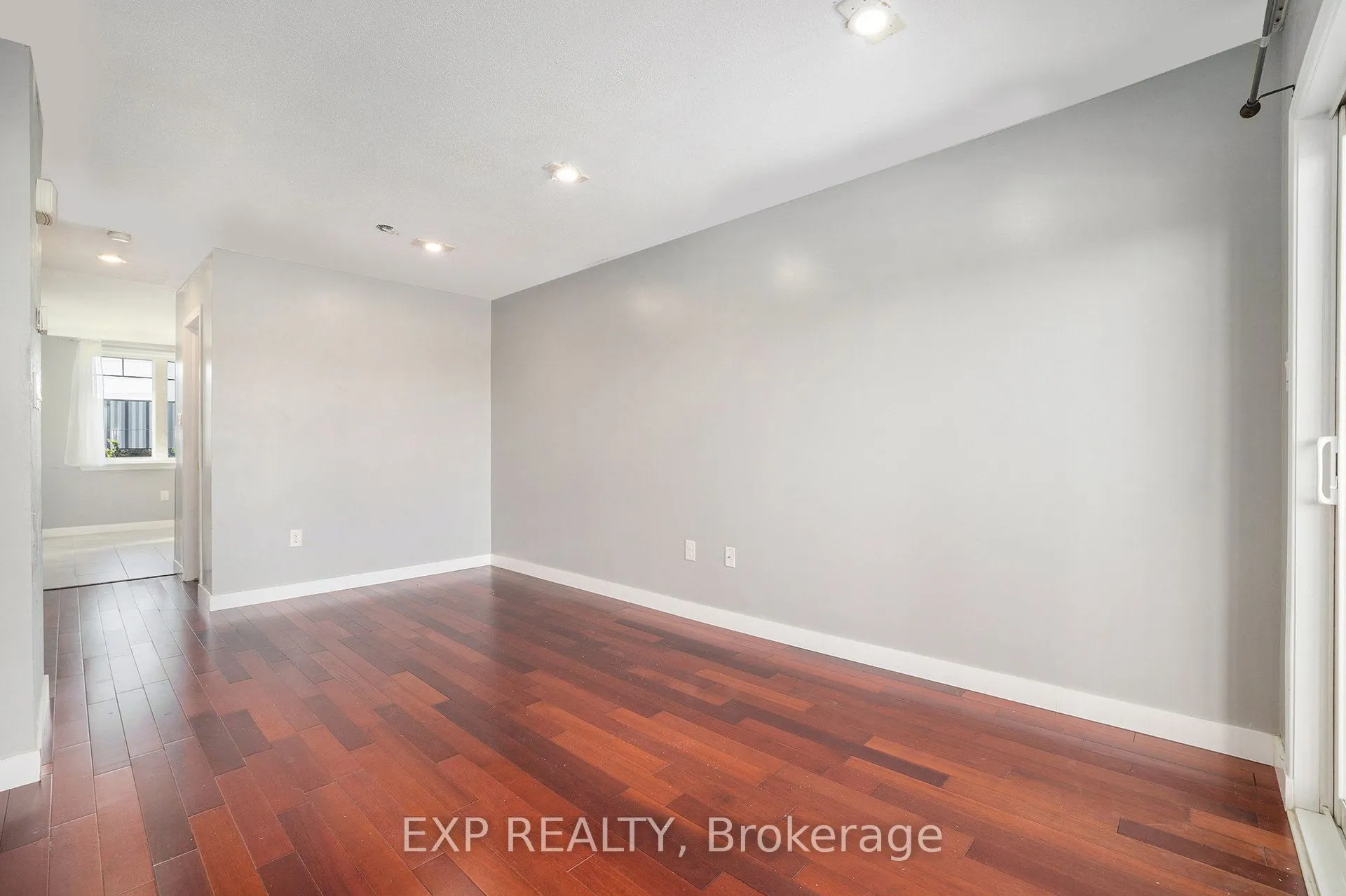 250 Shanly Private, #na