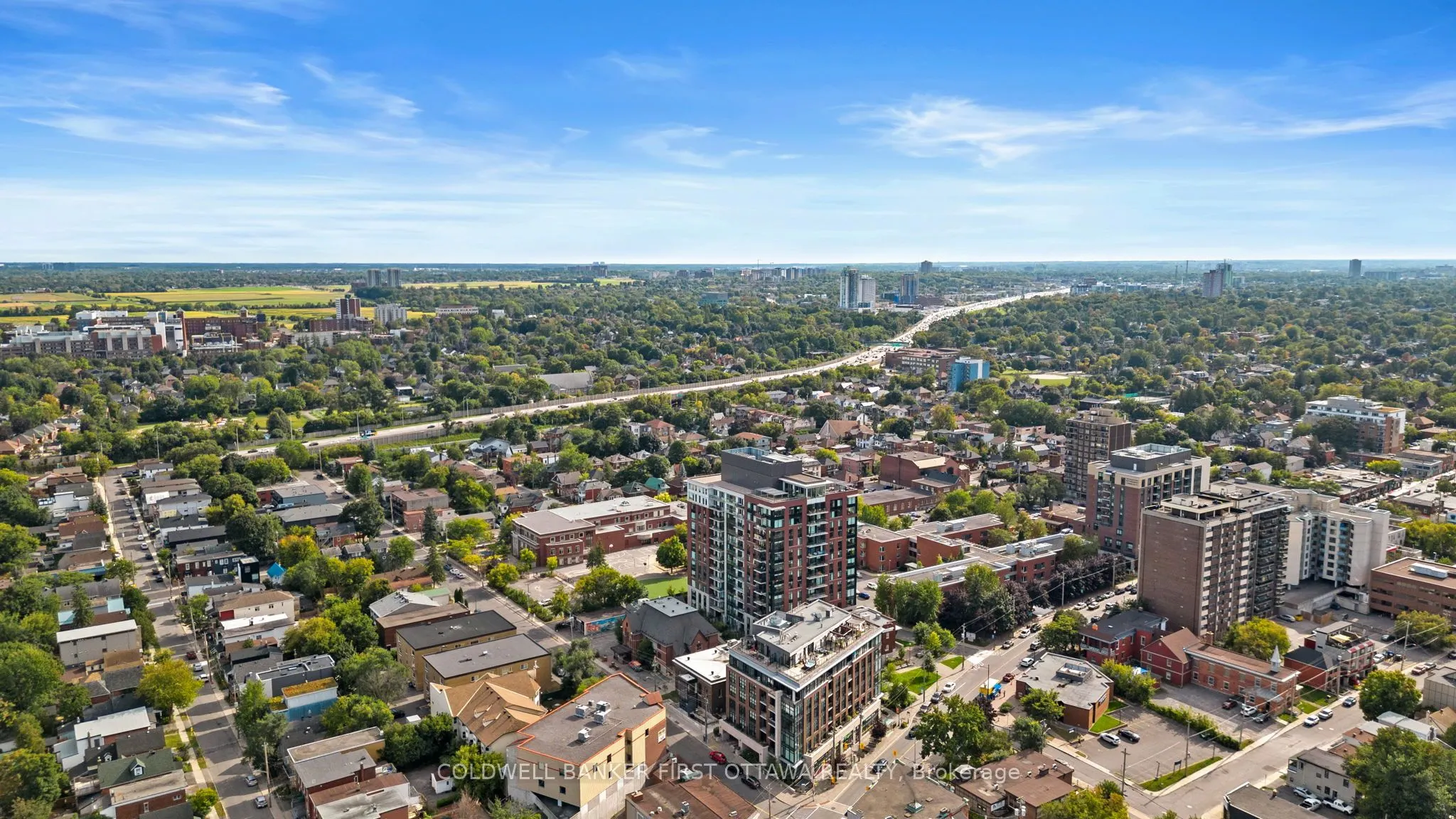 10 ROSEMOUNT Avenue, #303