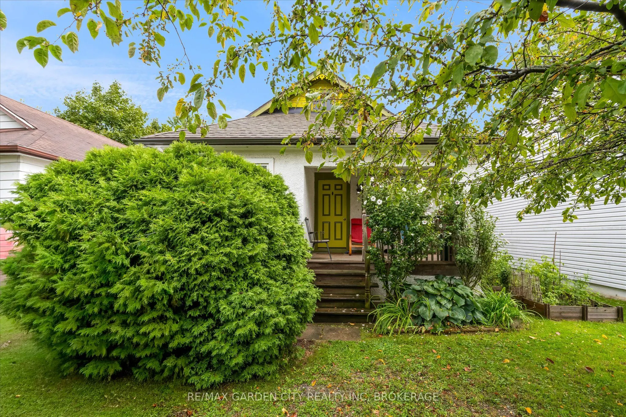 16 Ida Street