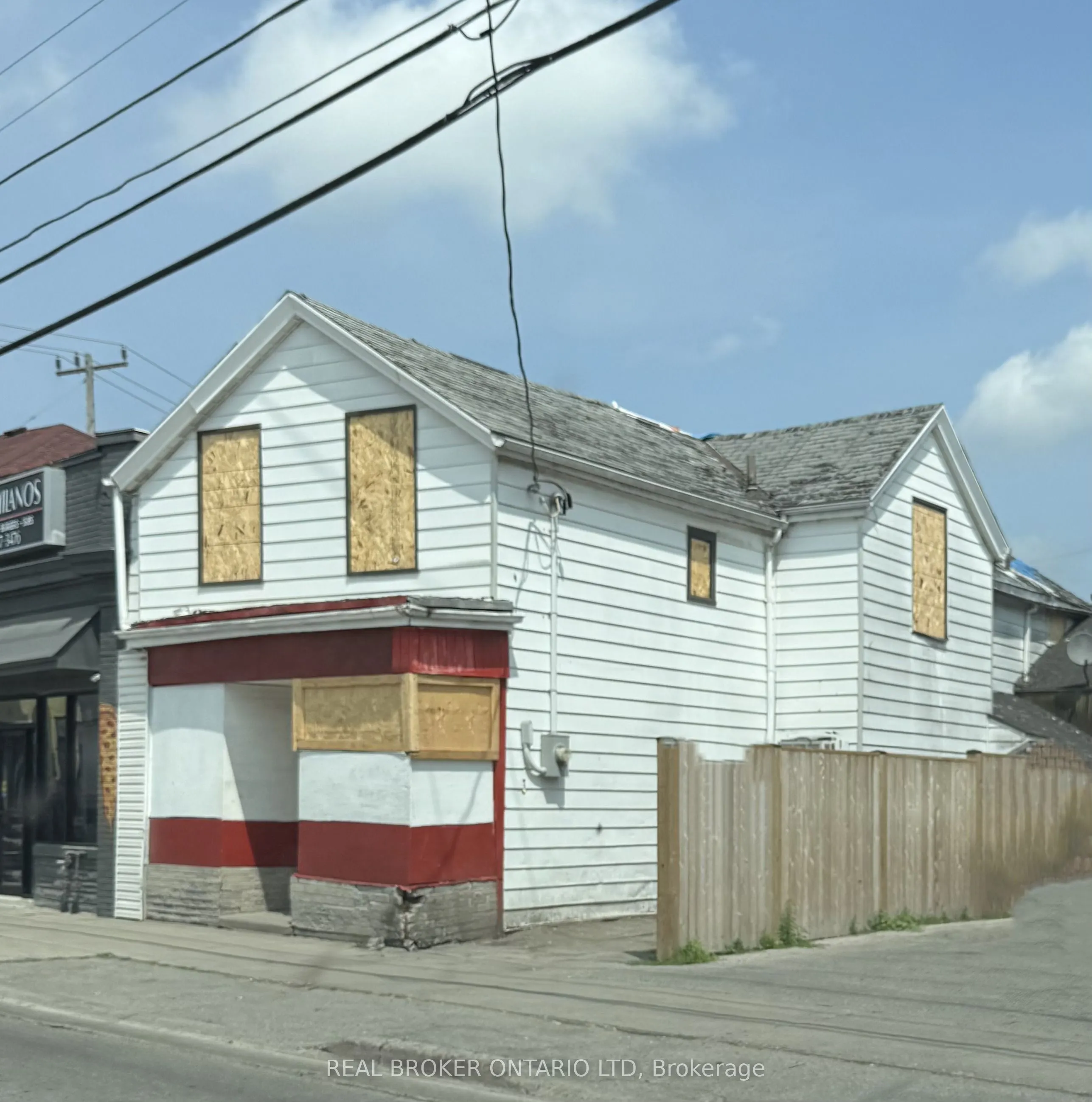 418 Hamilton Road