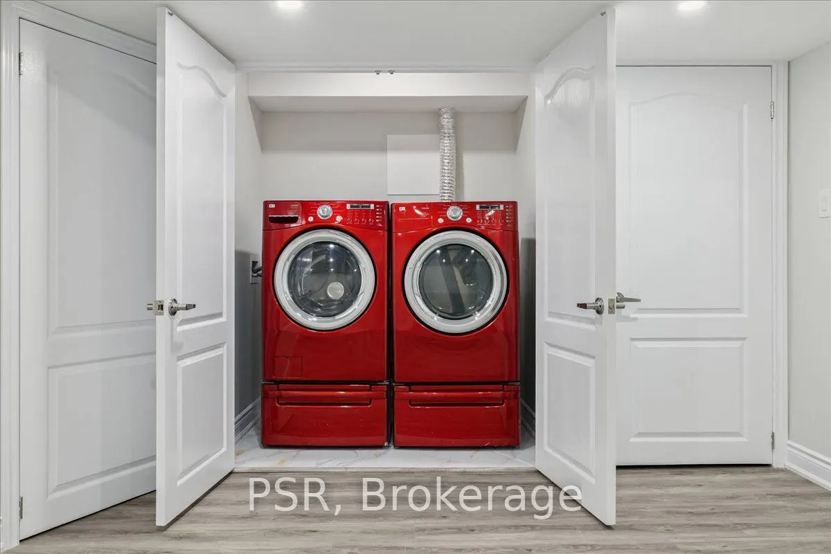 60 Cloverleaf Drive, #38