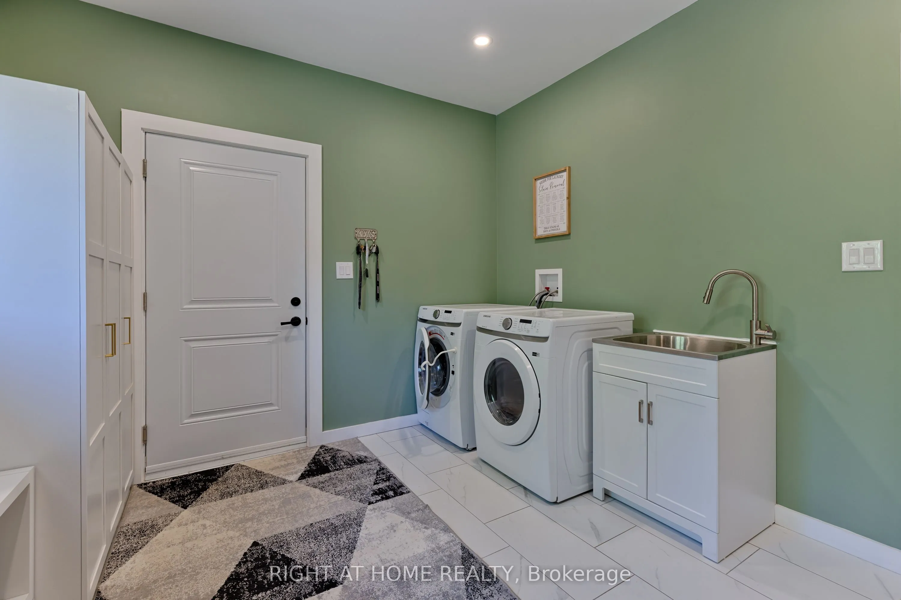 954 GERMANICUS Road