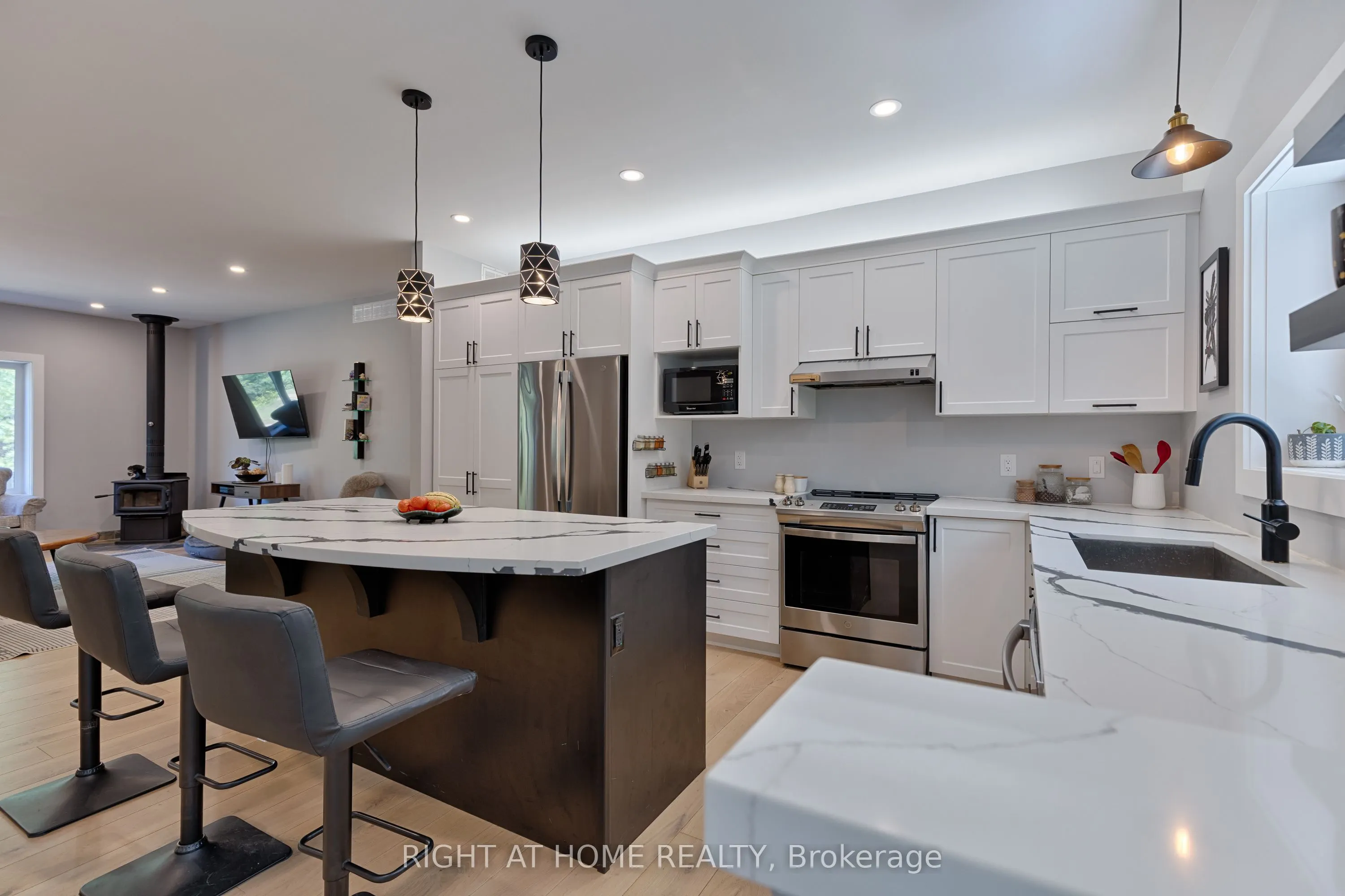 954 GERMANICUS Road