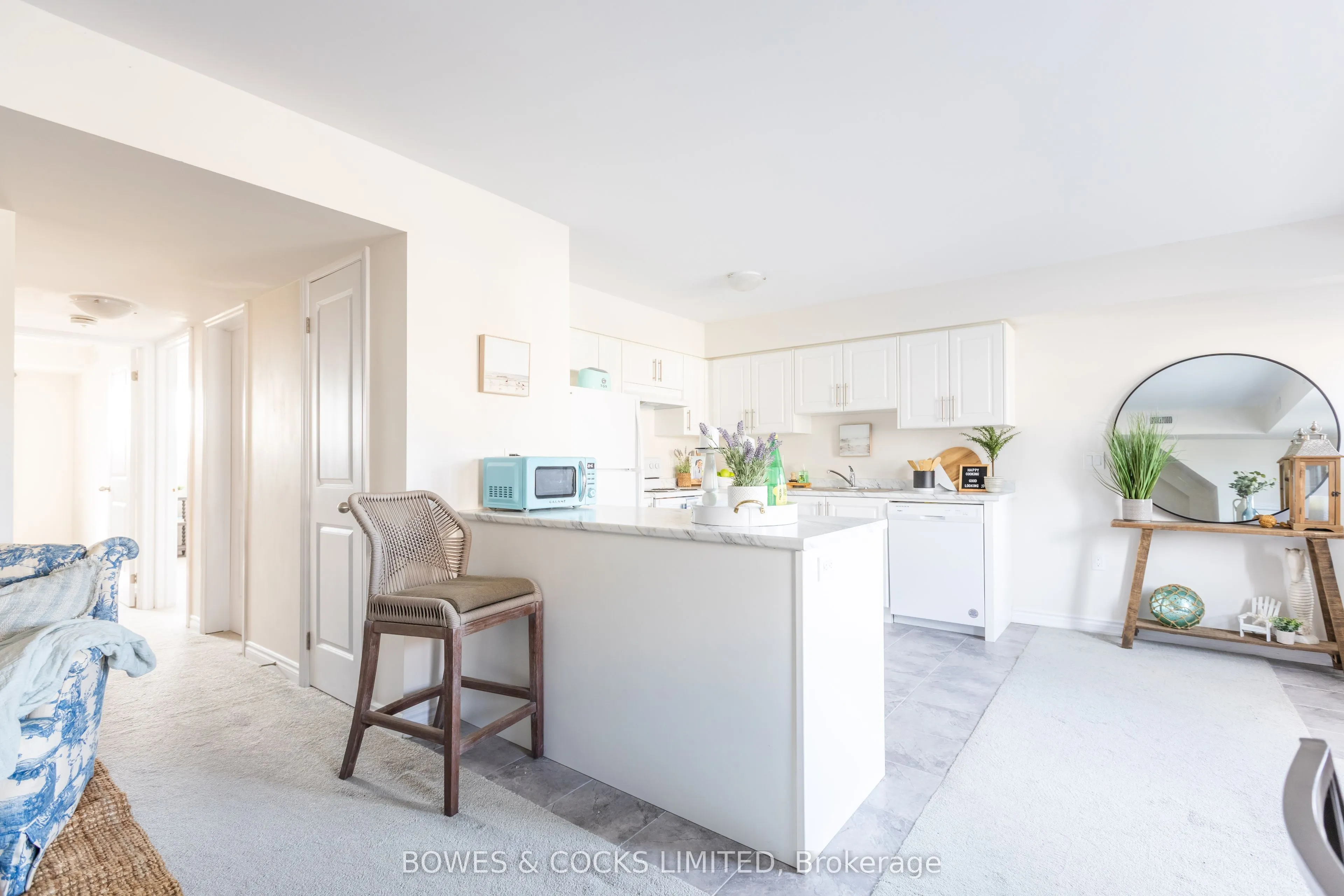 50 Maple Street, #102