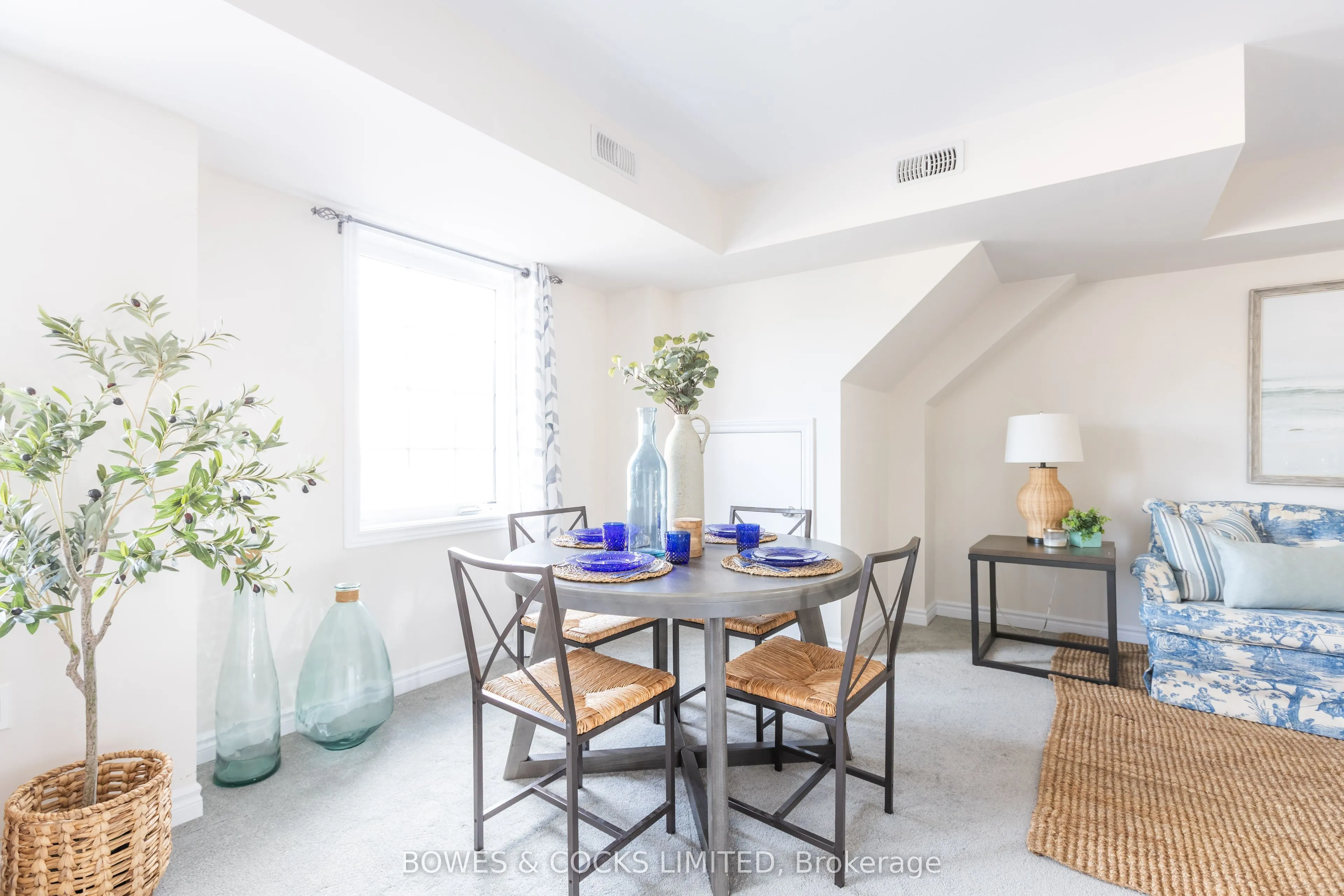 50 Maple Street, #102