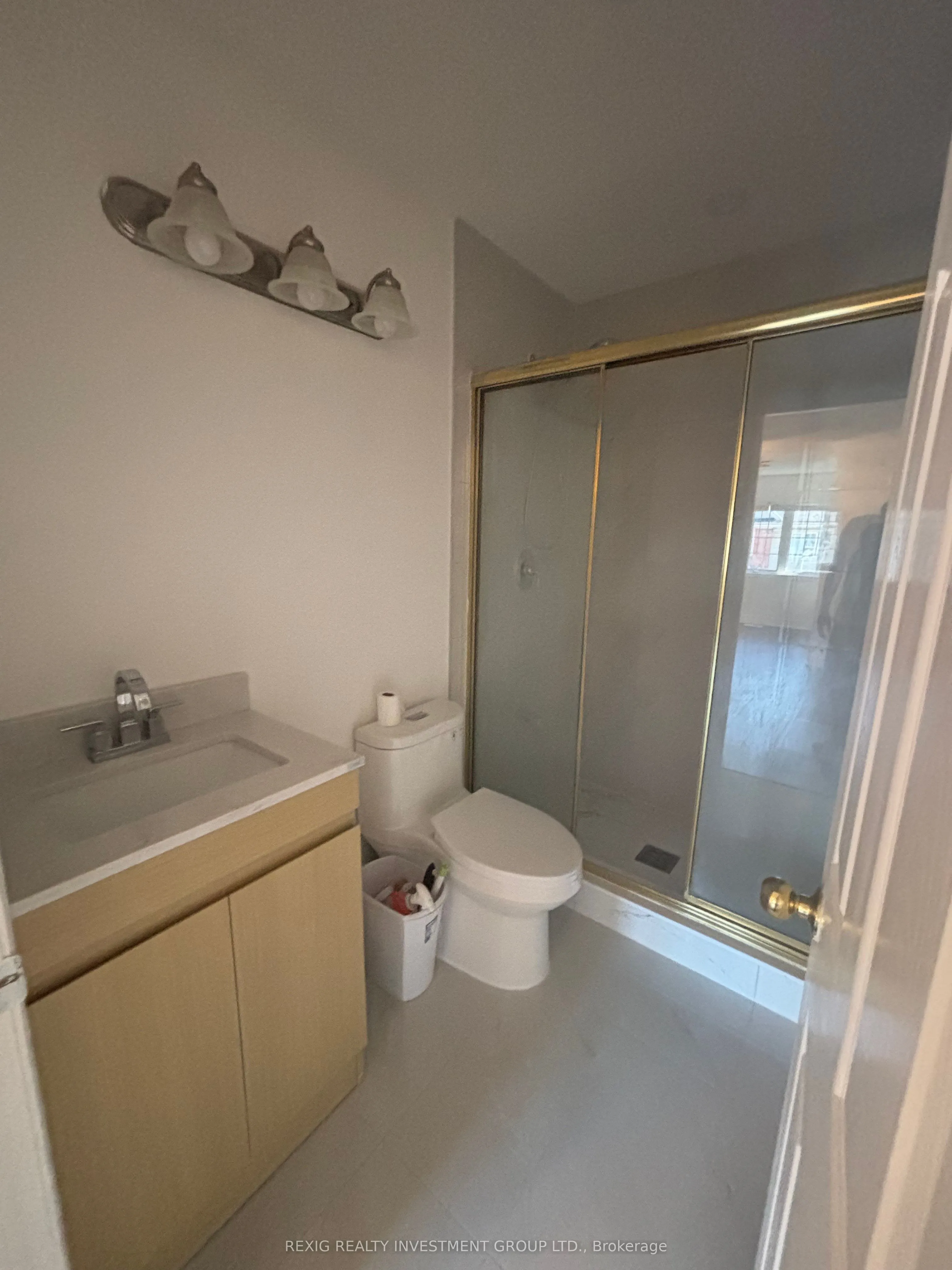 100 Beddoe Drive, #40