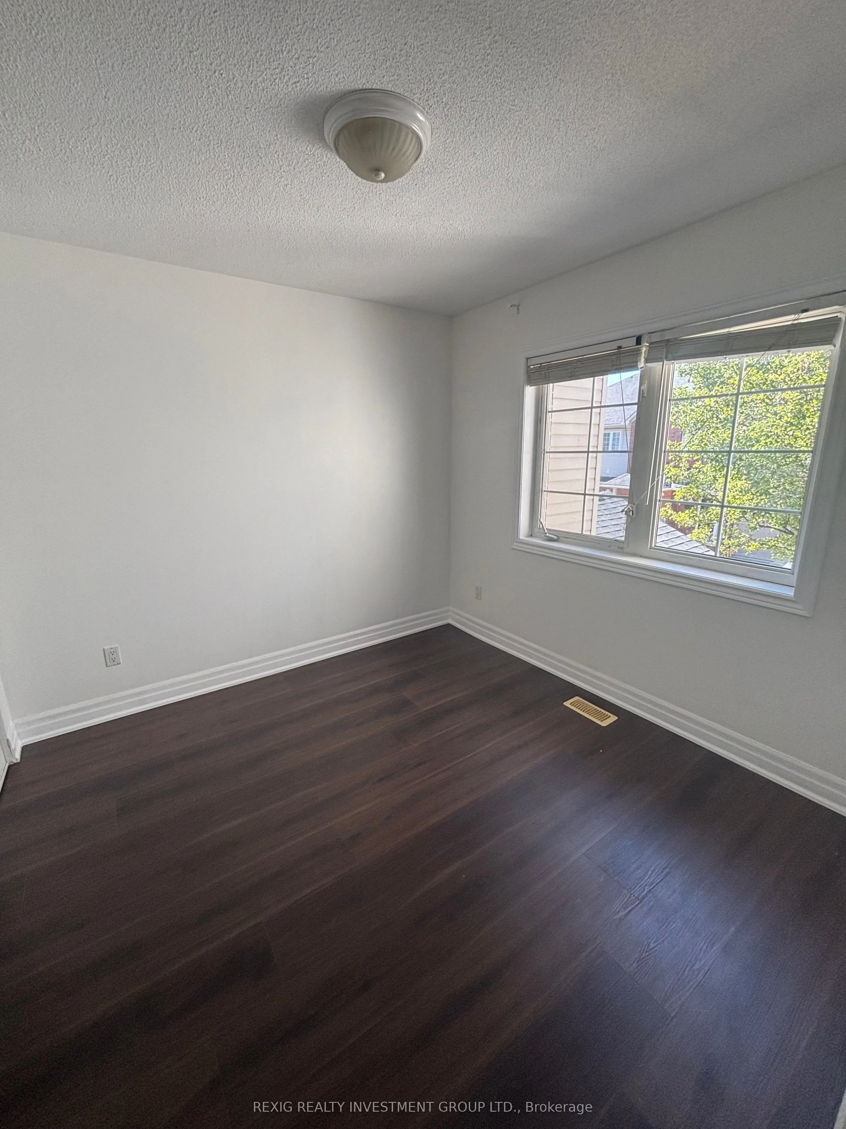 100 Beddoe Drive, #40