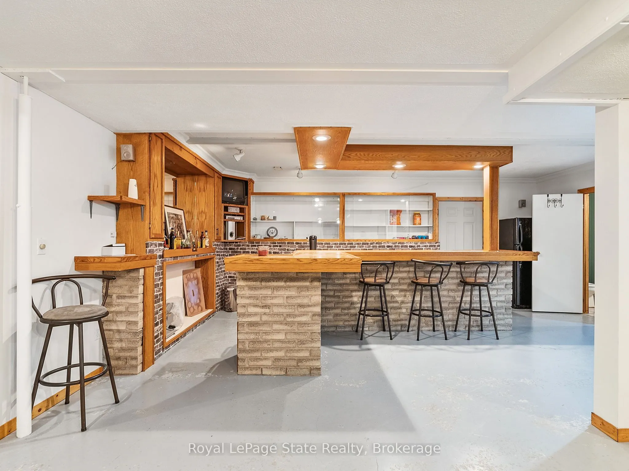 1306 St Johns Road W