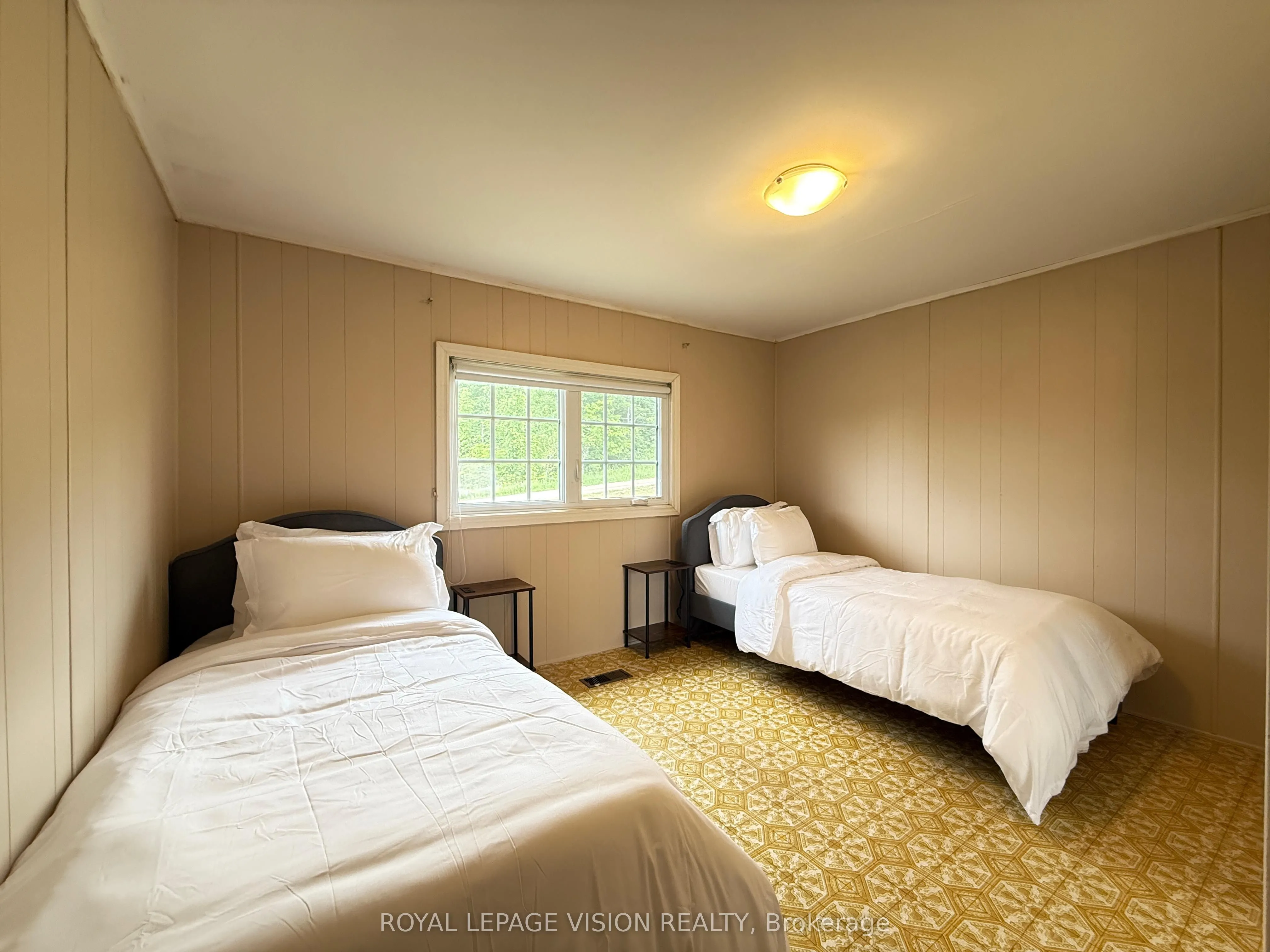 1304 Hunt Club Road