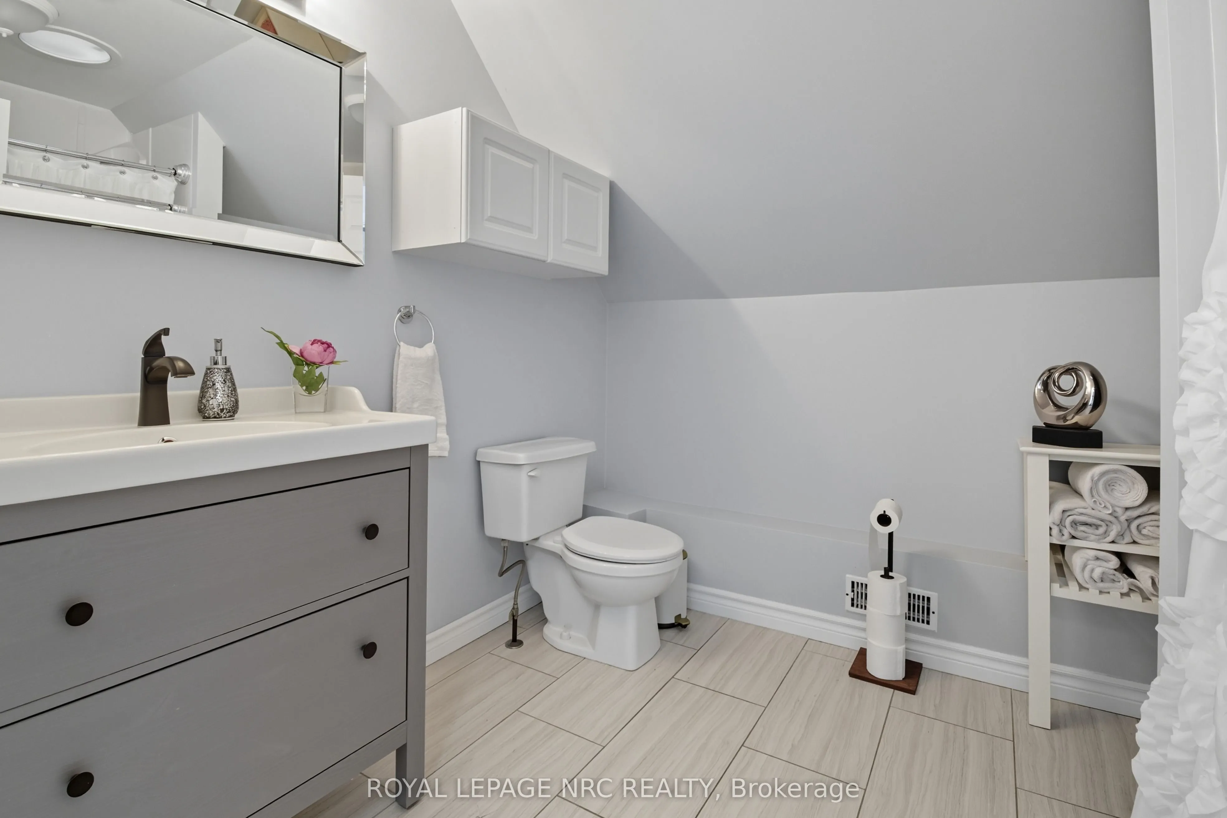 3964 Alexandra Road