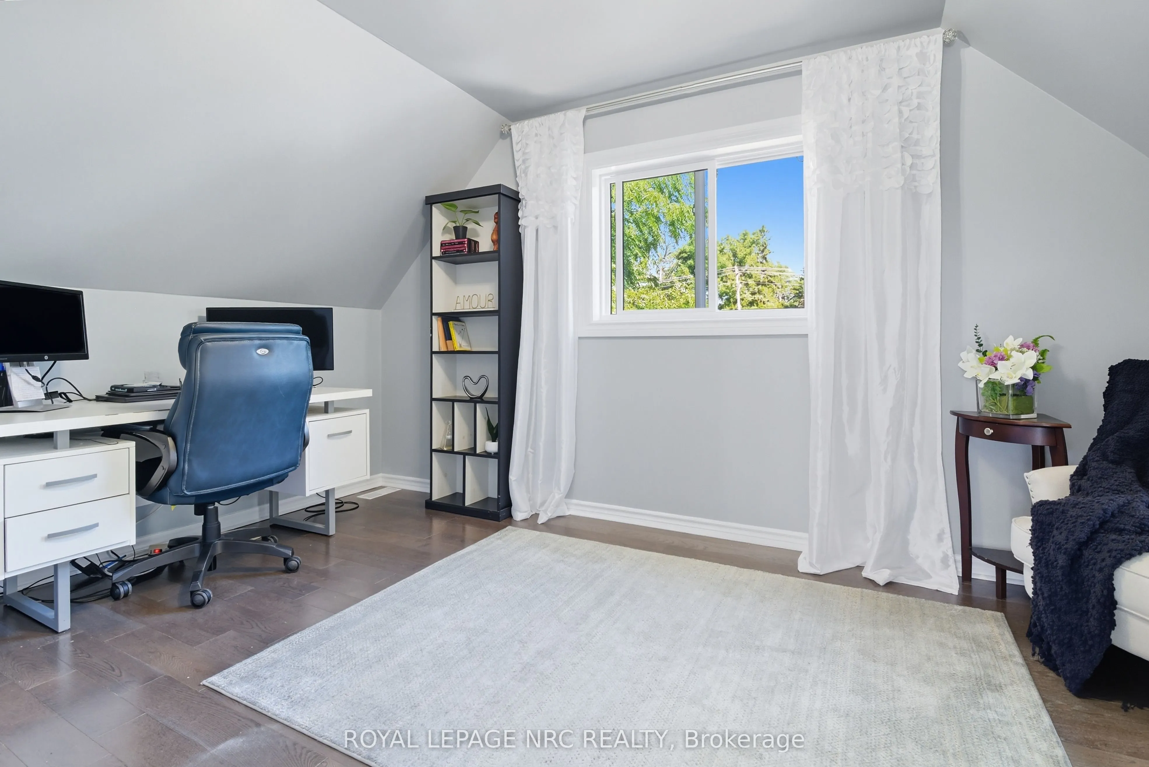 3964 Alexandra Road