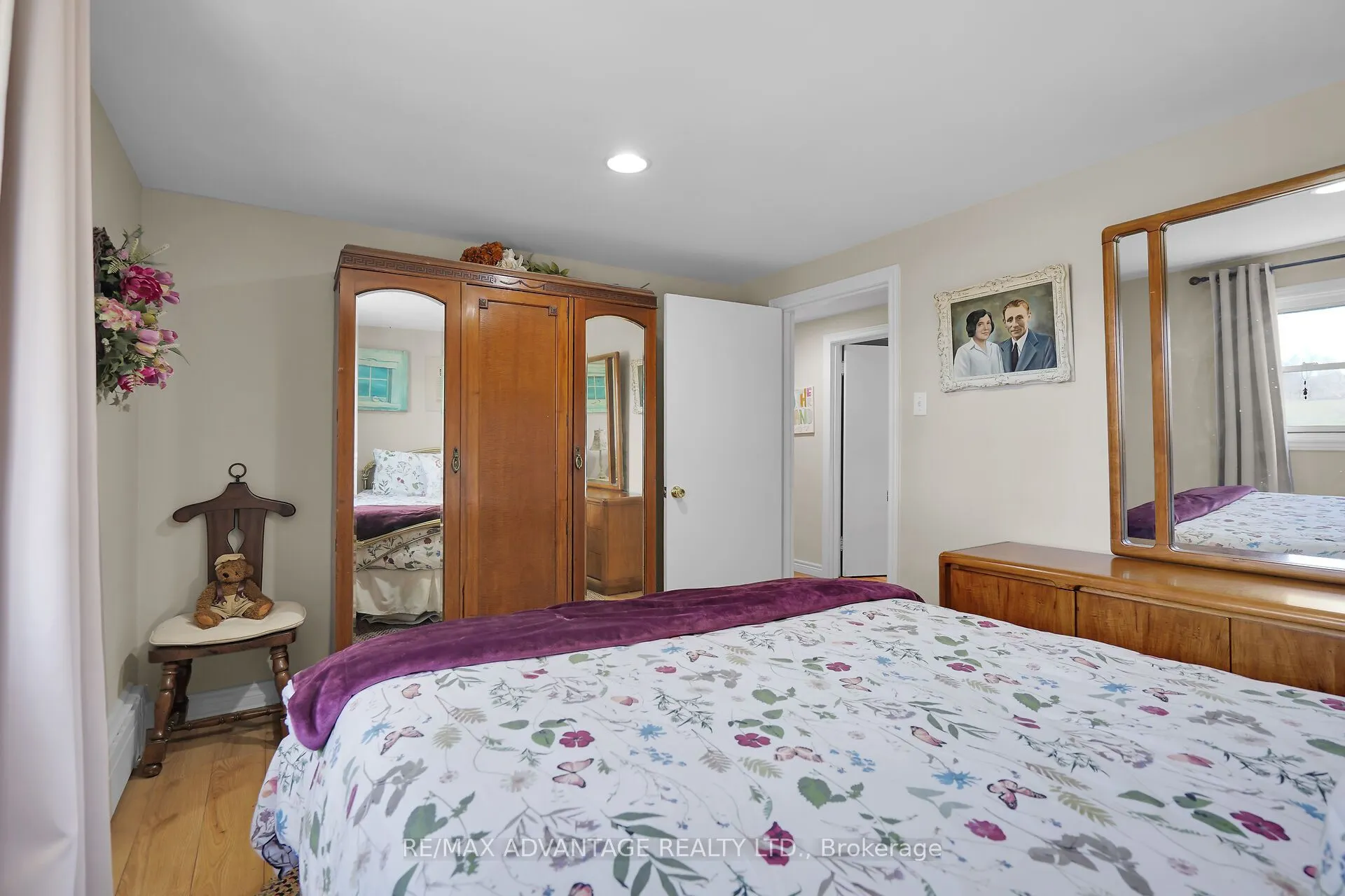 2678 Dorchester Road