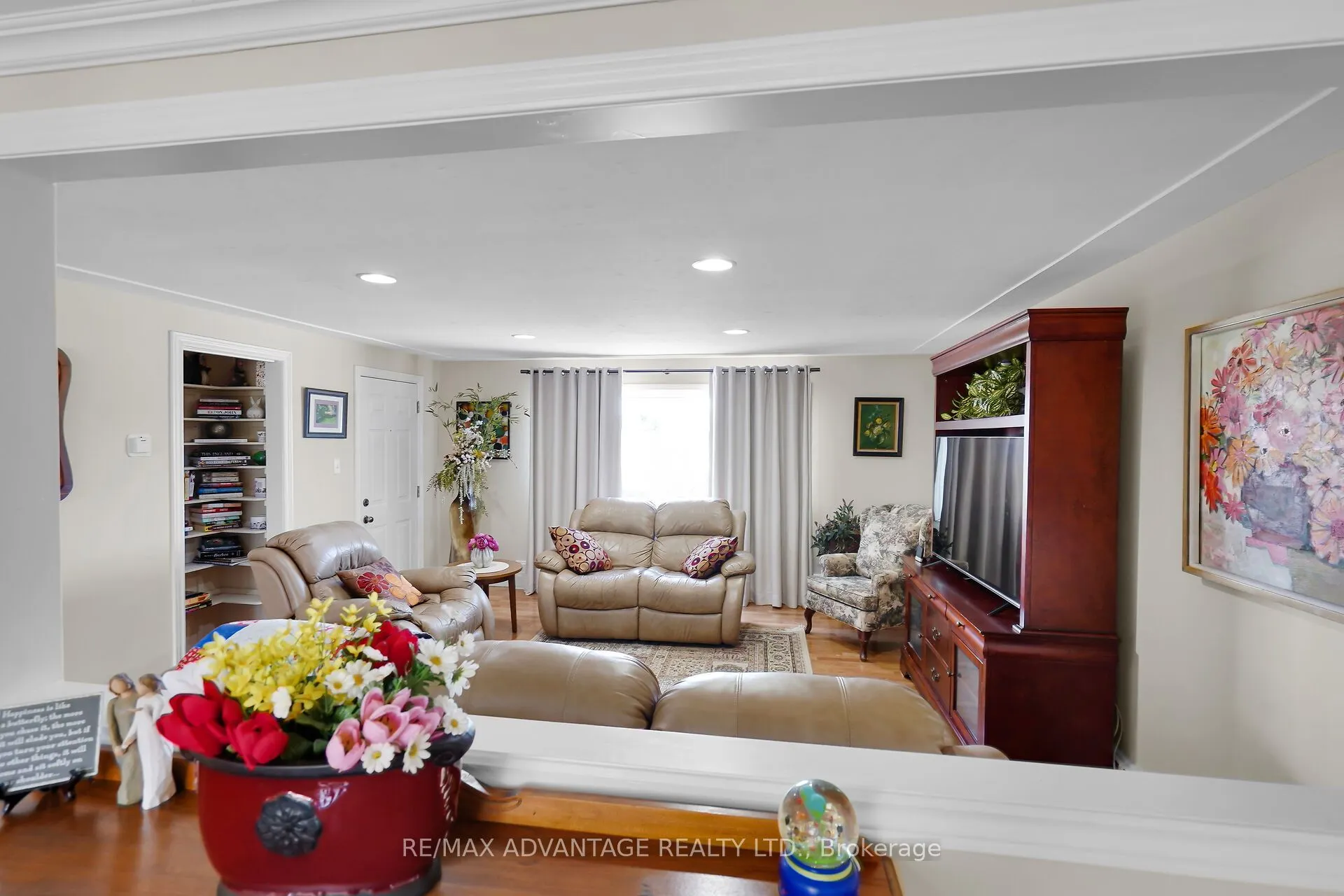 2678 Dorchester Road