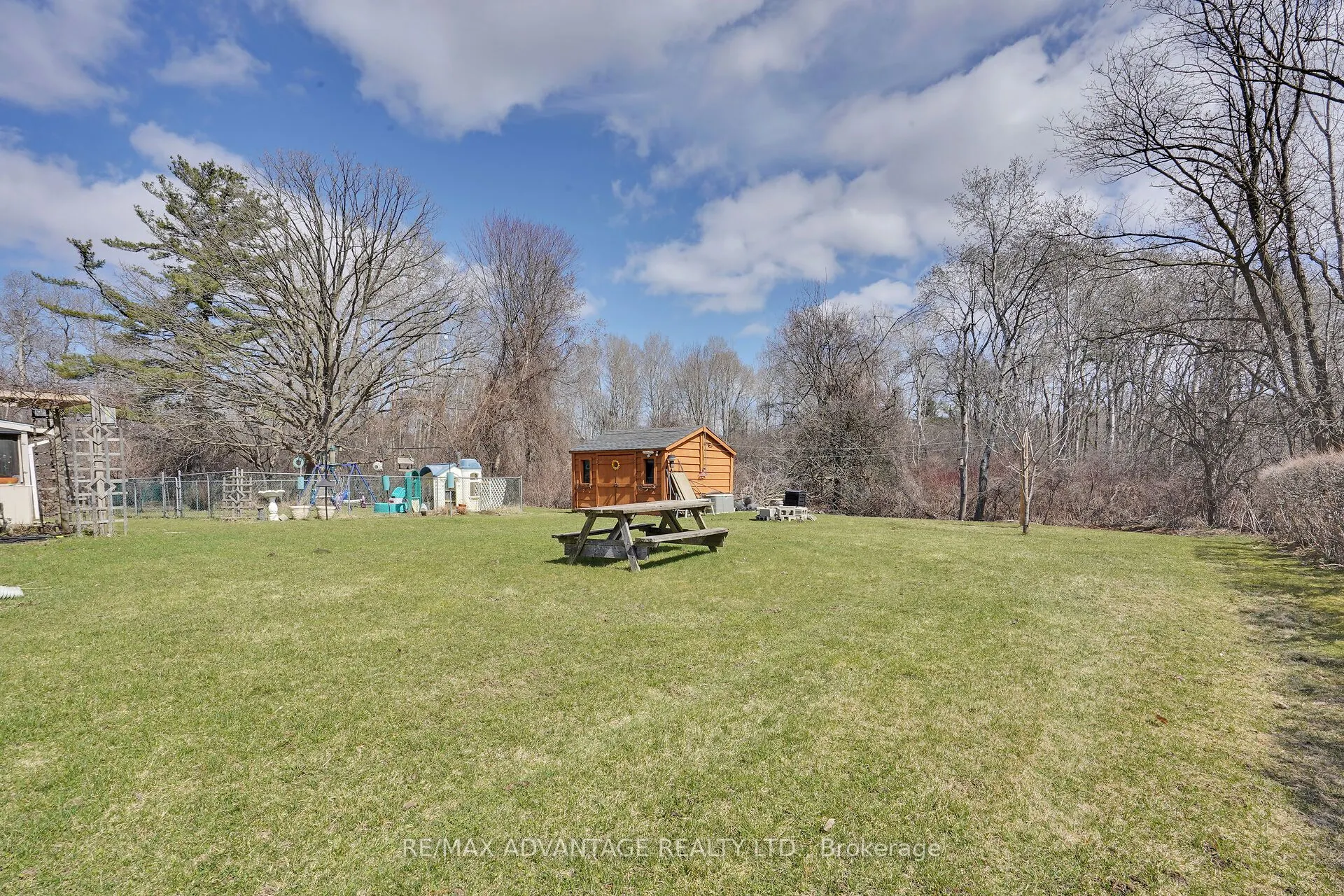 2678 Dorchester Road