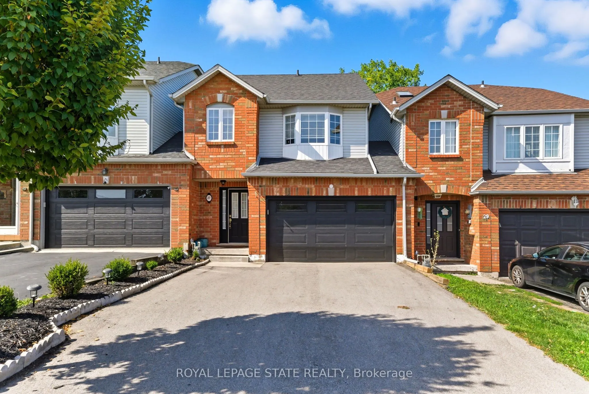 27 Glenhollow Drive