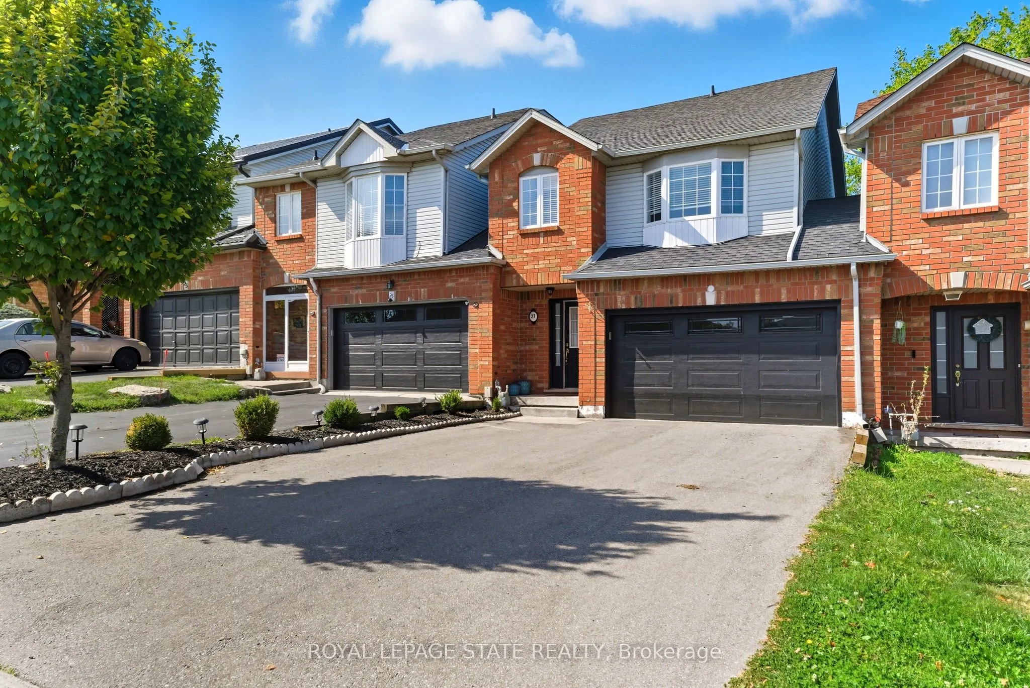 27 Glenhollow Drive
