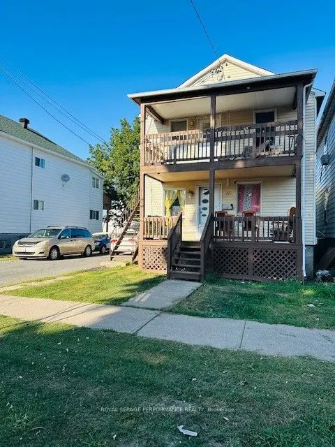 221 St Felix Street E