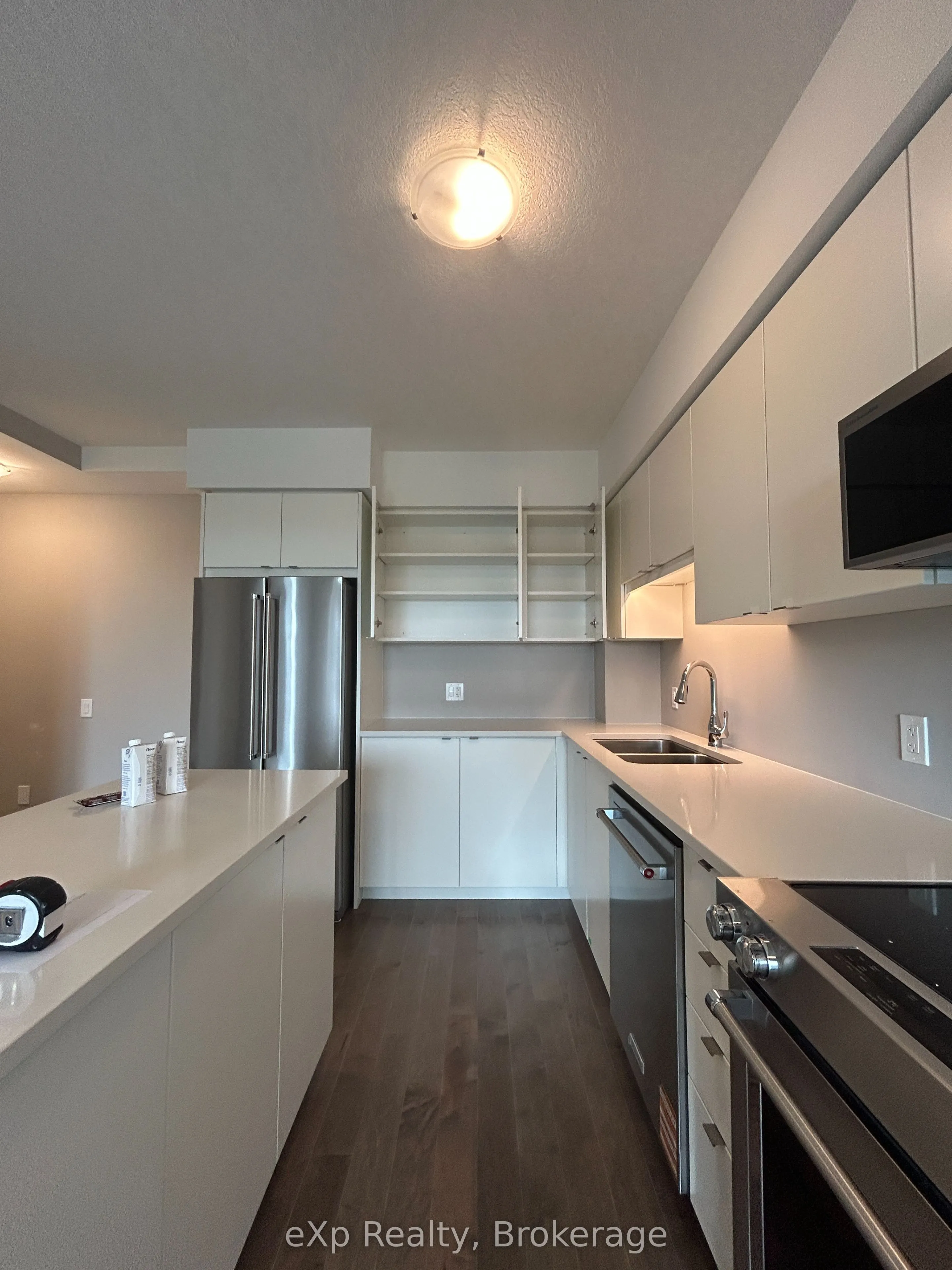 93 Arthur Street S, #1203
