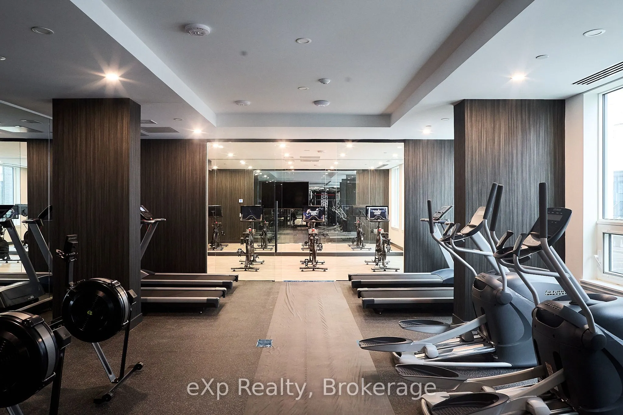 93 Arthur Street S, #1203