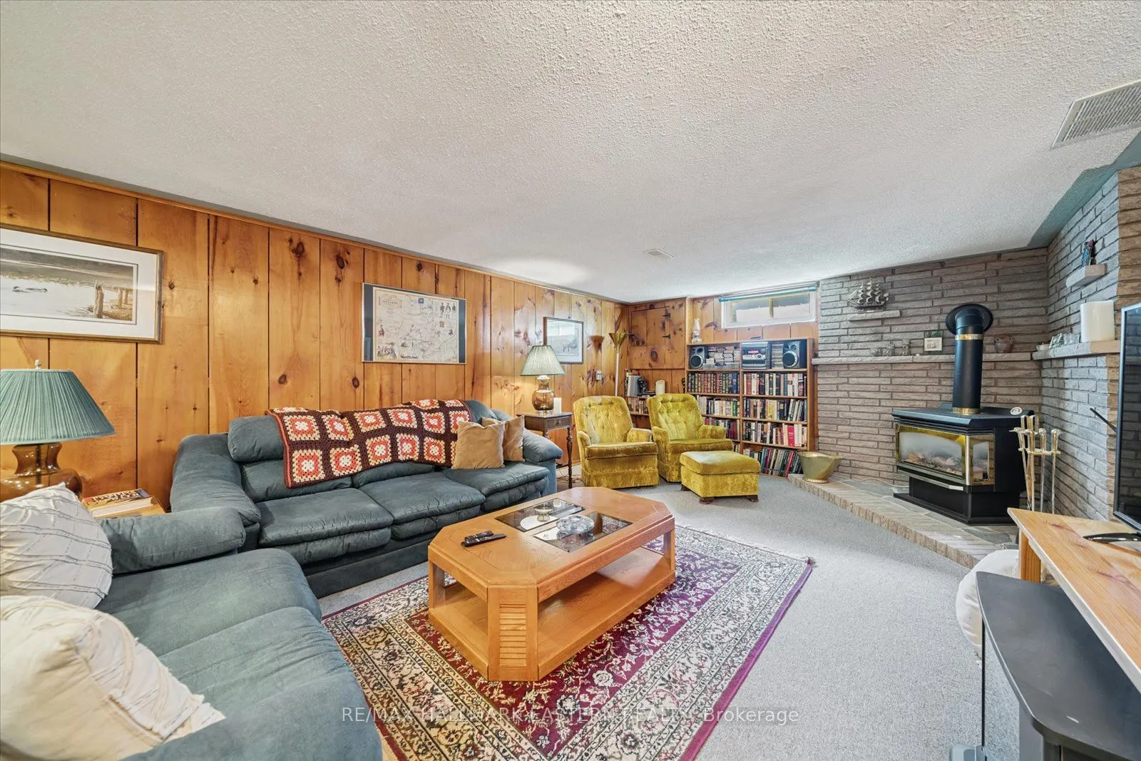 33 Springbrook Drive