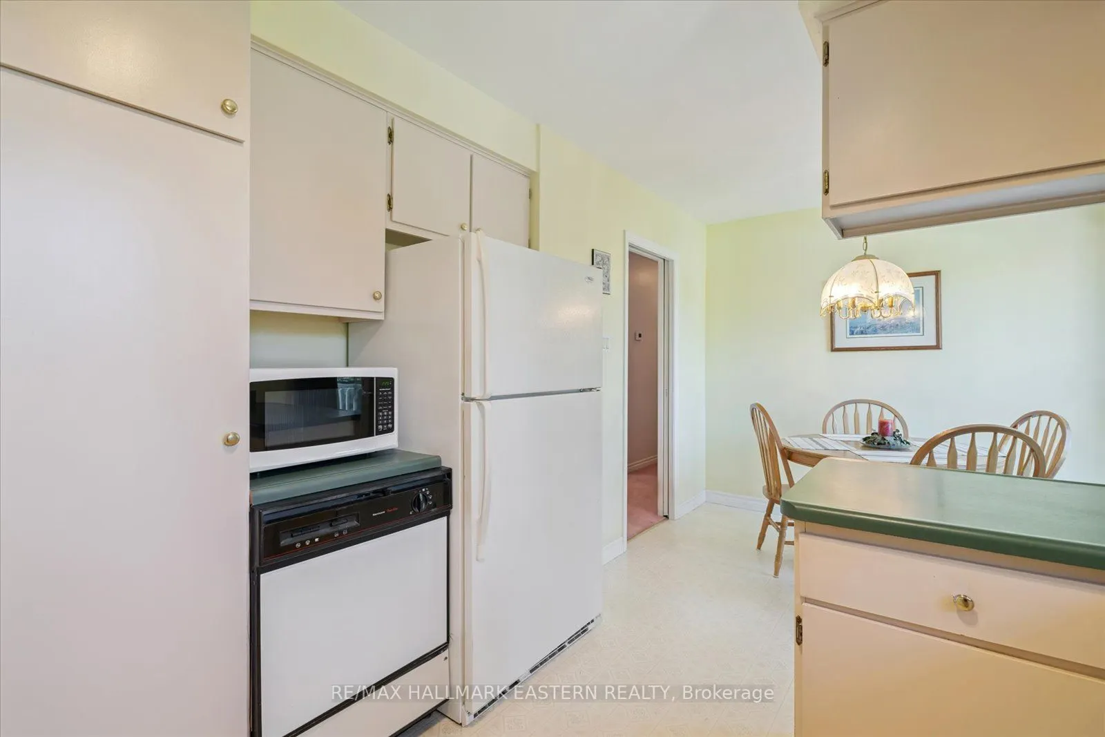 33 Springbrook Drive