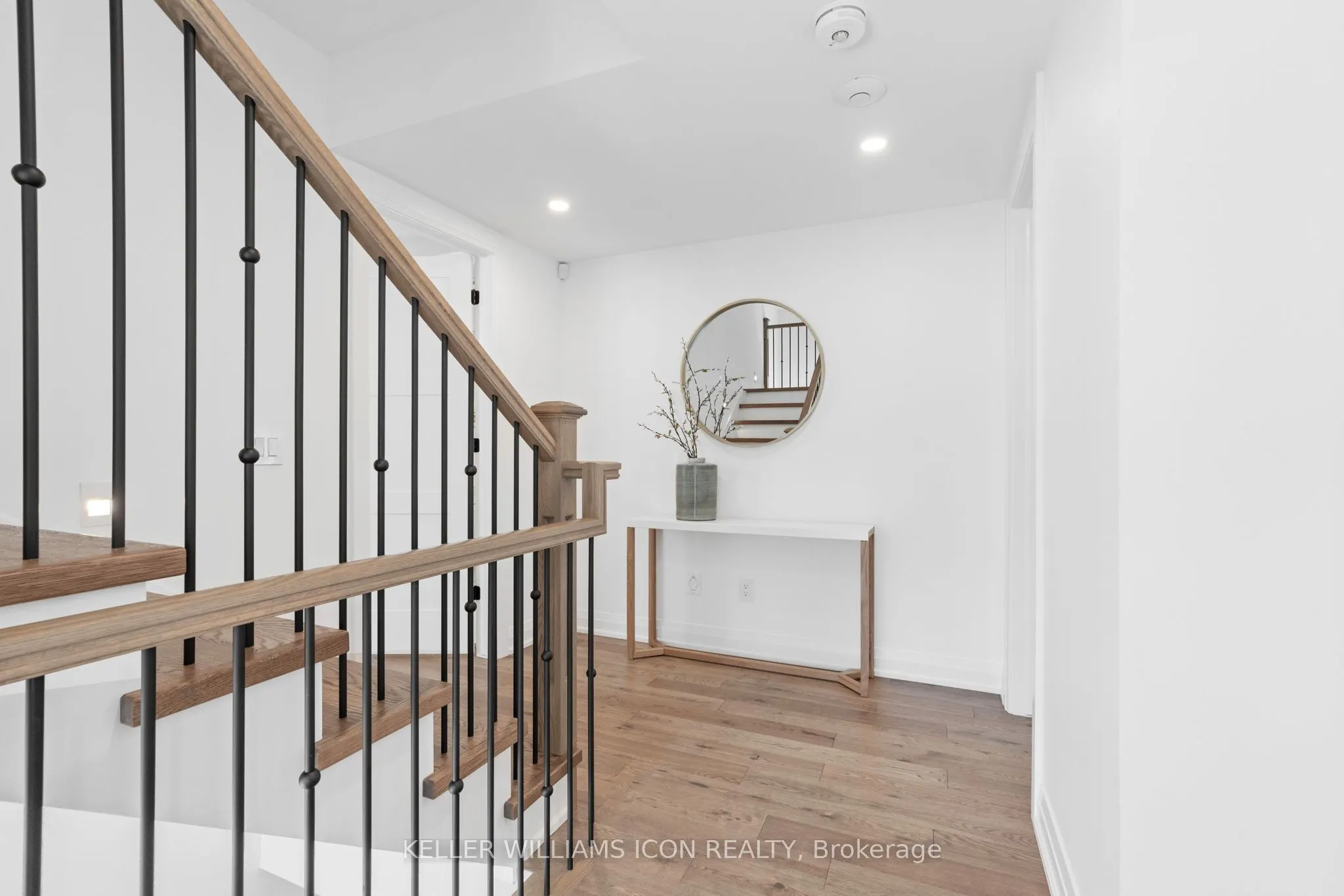320 Hillcrest Road