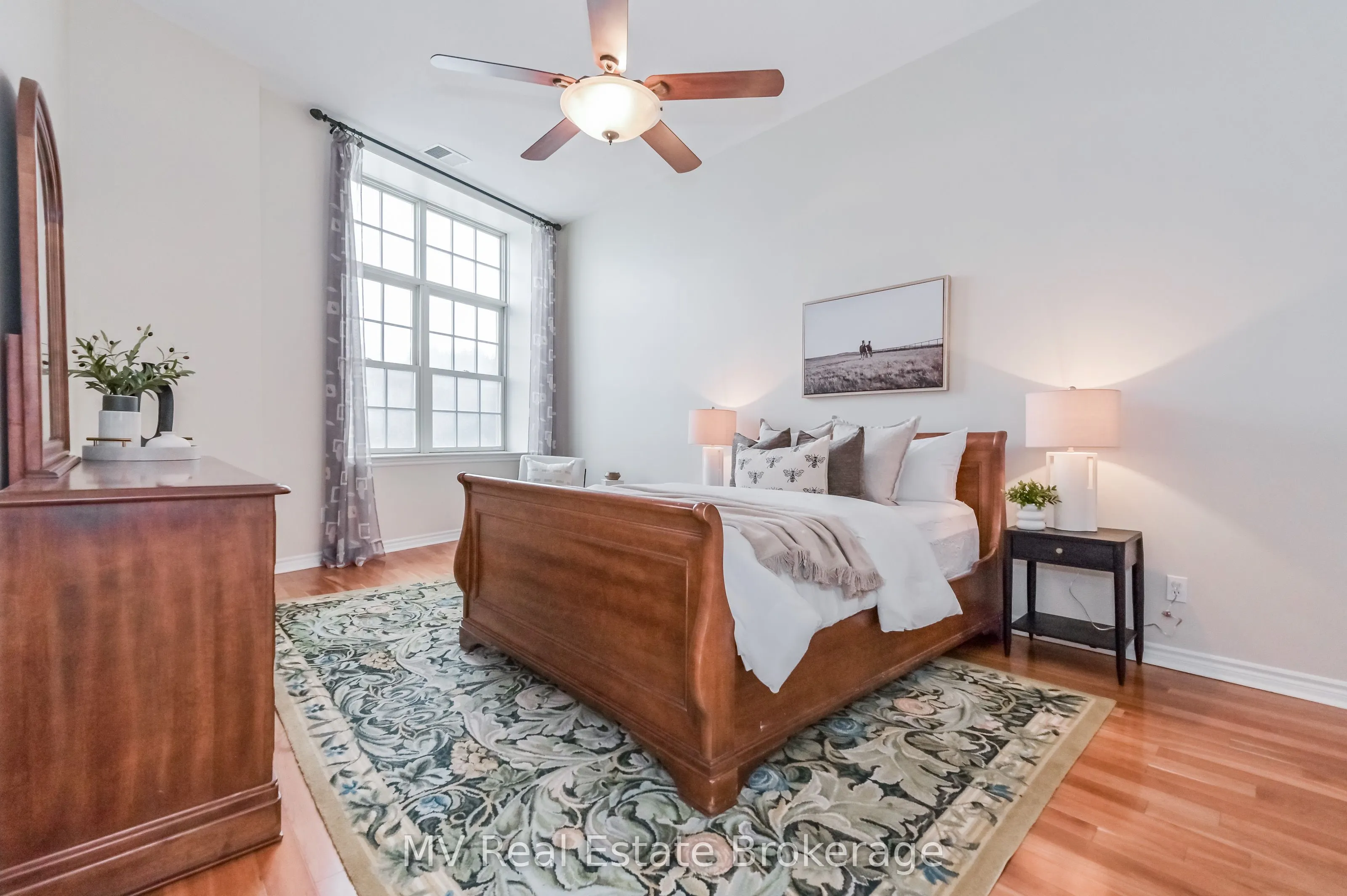 478 St Andrew Street E, #104