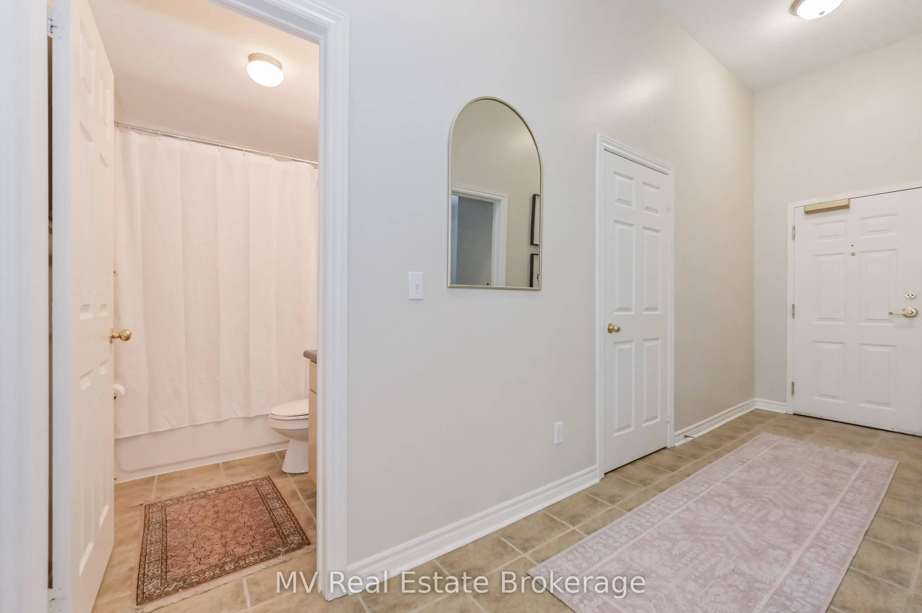 478 St Andrew Street E, #104
