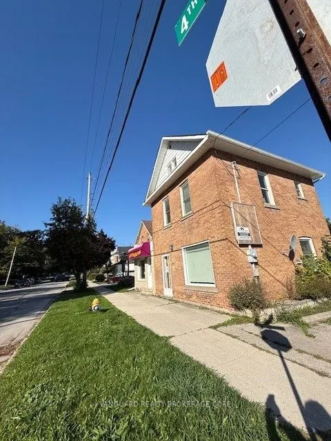 1803 4TH Avenue W